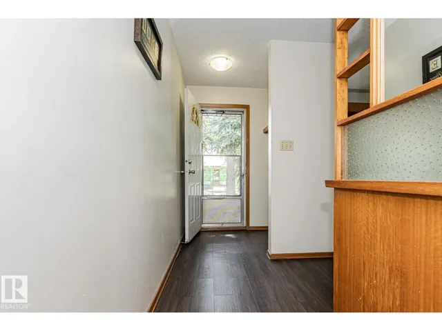 10726 70 AV, Edmonton 5