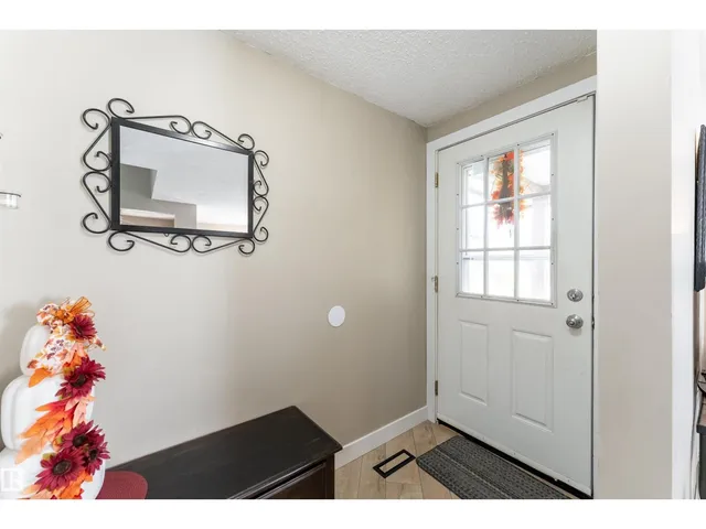 6007 37 AV, Edmonton 2
