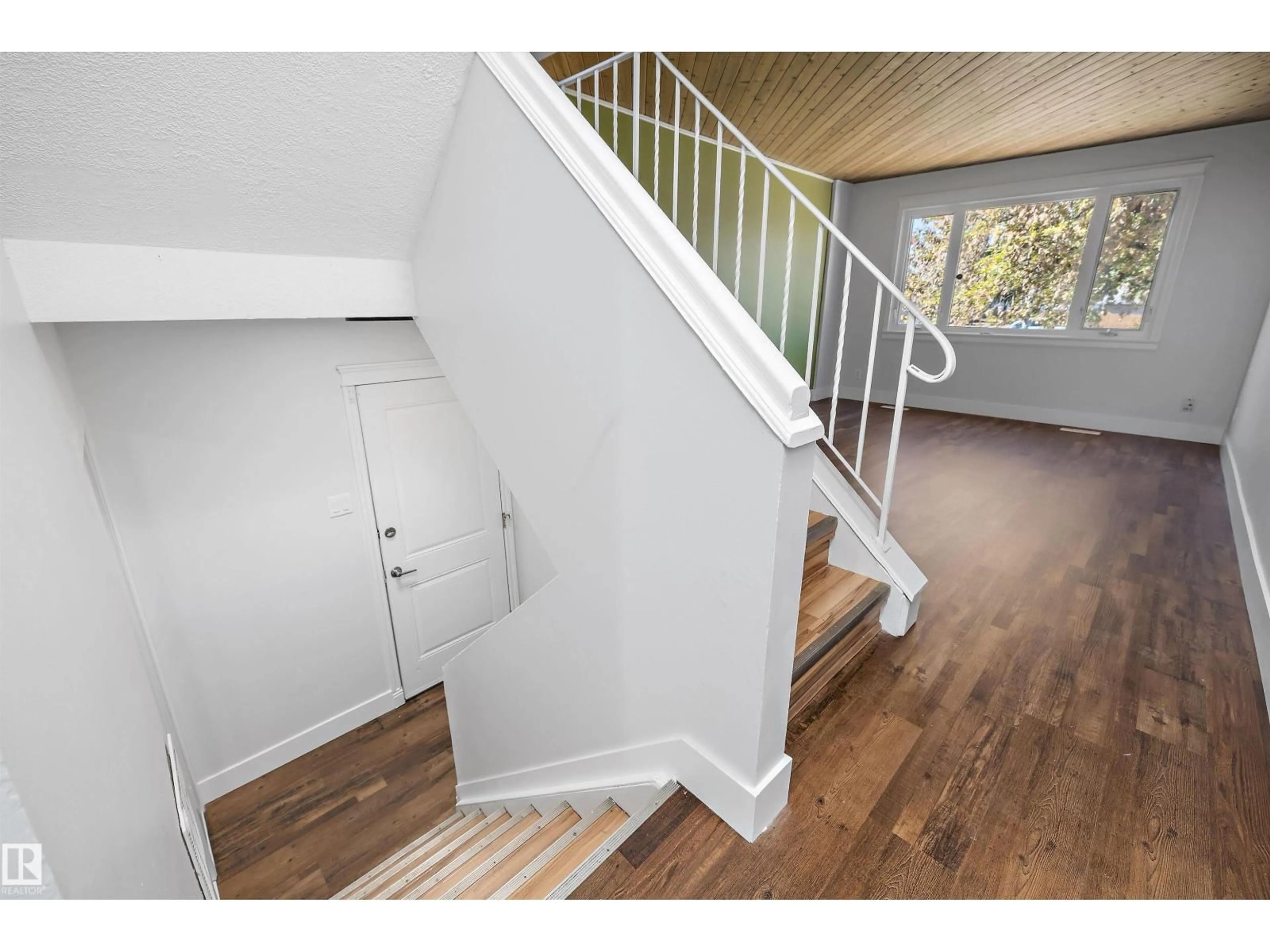 Unknown for TWO - 250 CALLINGWOOD NW, Edmonton Alberta T5T1A3