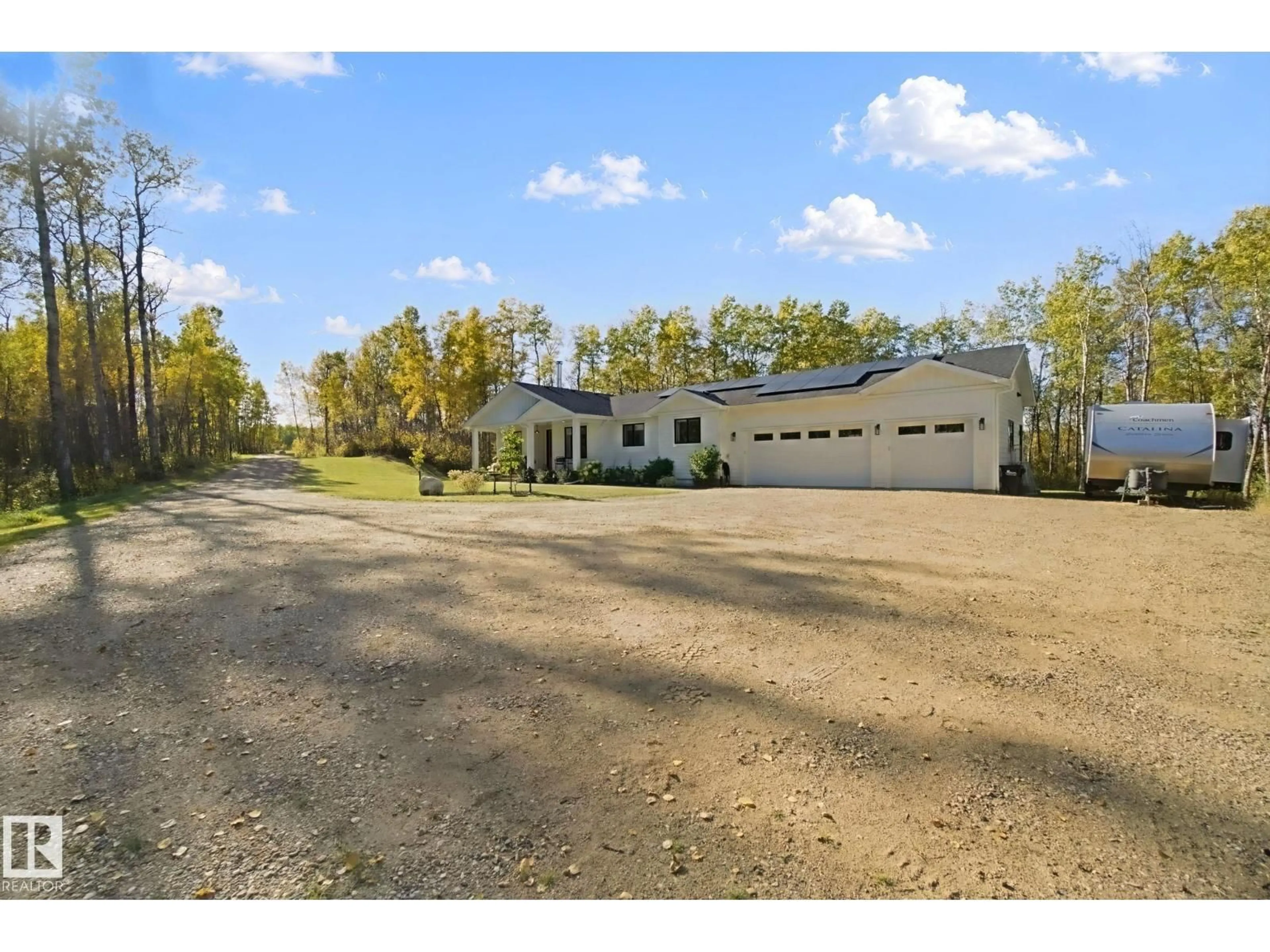 A pic from outside/outdoor area/front of a property/back of a property/a pic from drone, unknown for 52467 - 30 RANGE ROAD 214, Rural Strathcona County Alberta T8A0X1