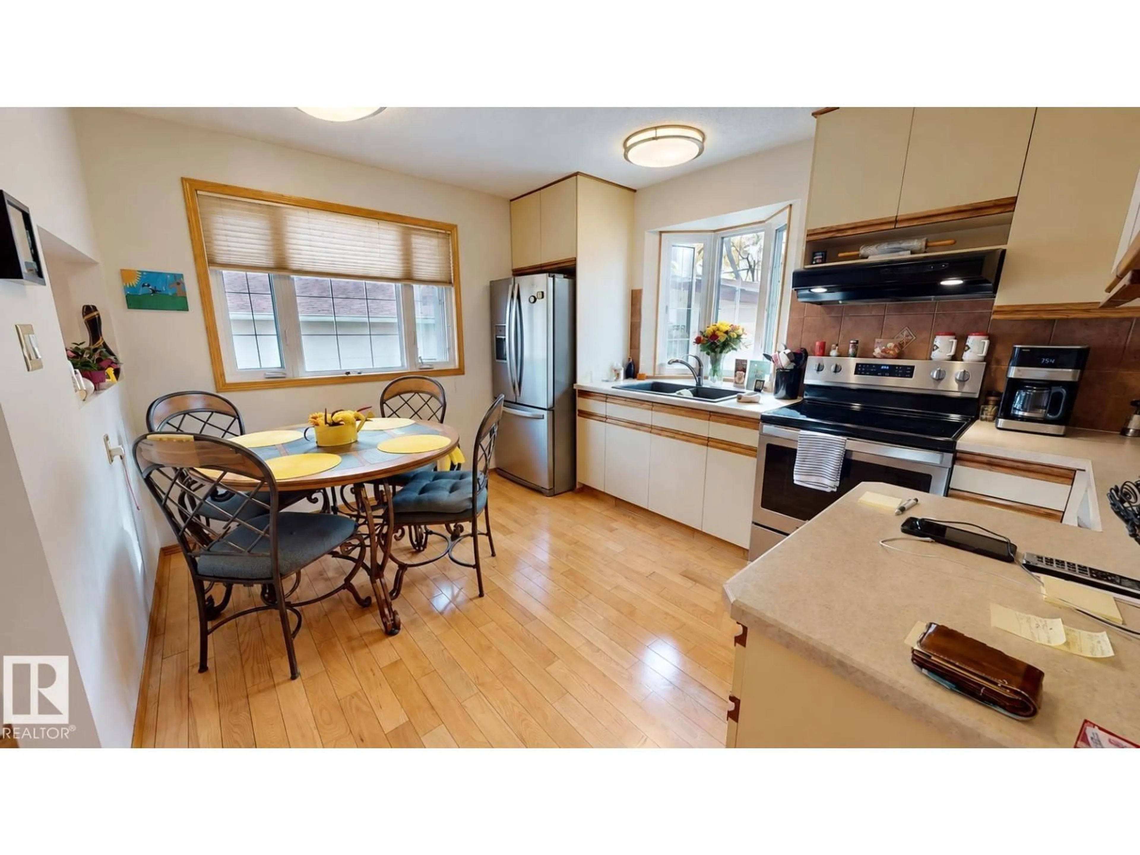 Open concept kitchen, unknown for 109 GALEN PL, Sherwood Park Alberta T8A2L3