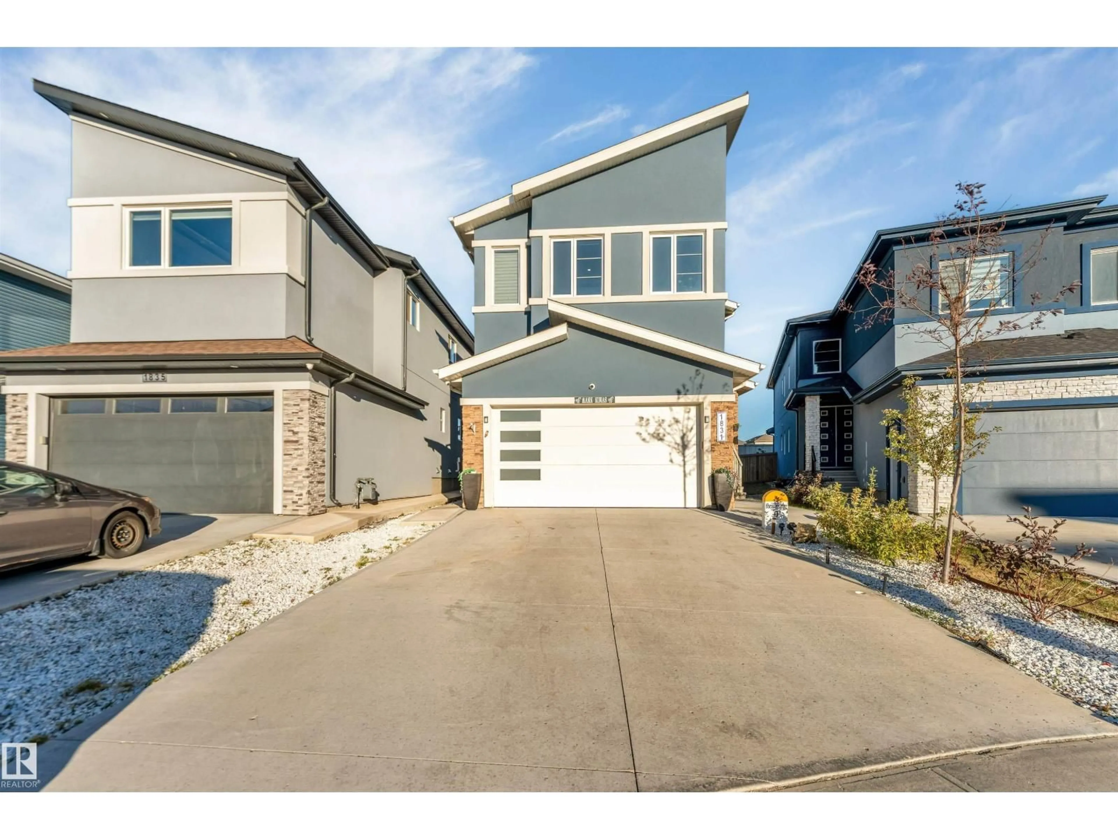 Unknown for NW - 1831 18 ST, Edmonton Alberta T6T2M9
