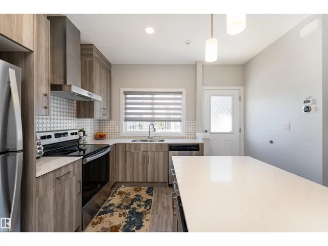 #41 - 2215 24 ST, Edmonton 5