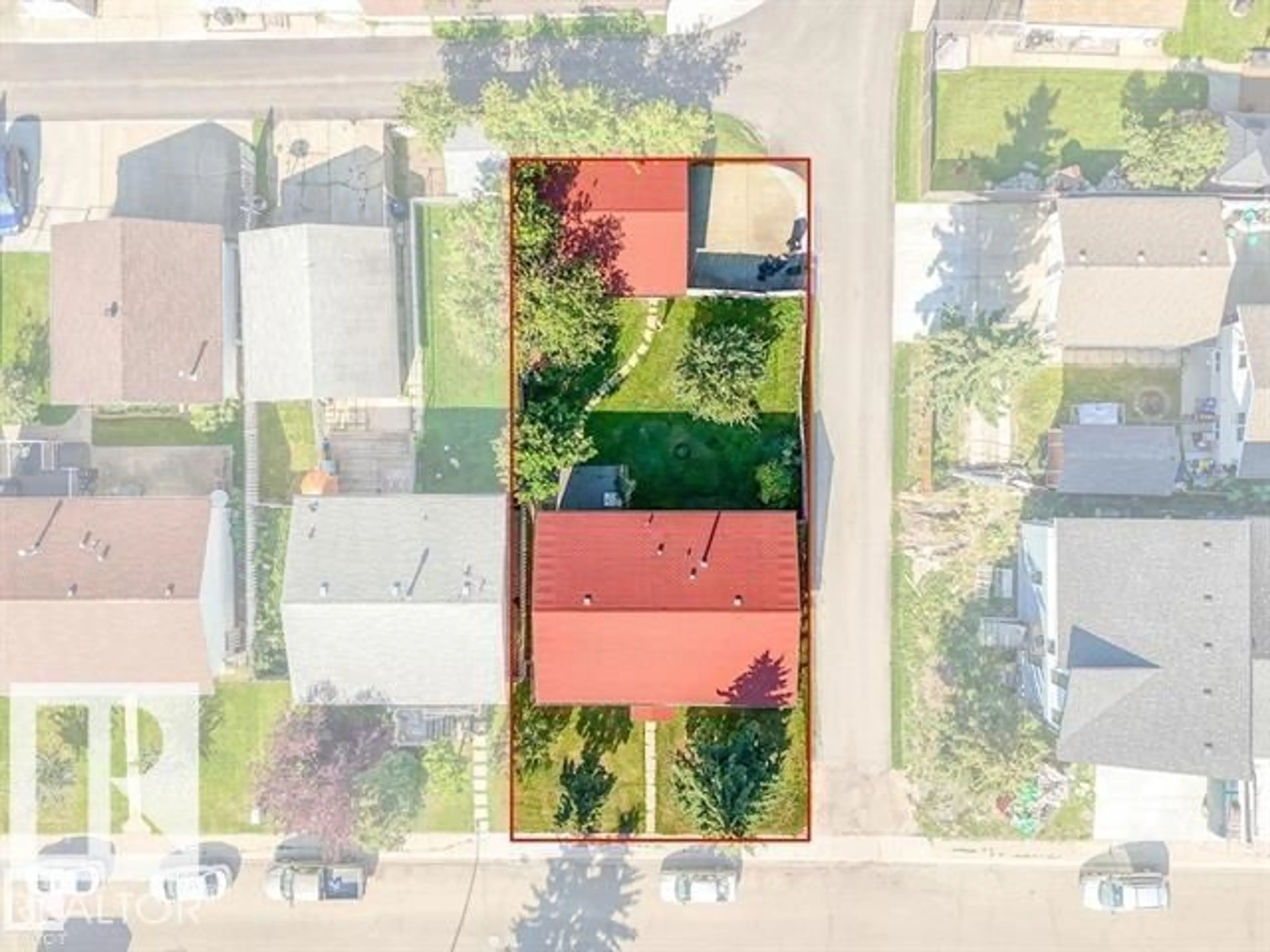 A pic from outside/outdoor area/front of a property/back of a property/a pic from drone, street for NW - 3432 60 ST, Edmonton Alberta T6L1E2
