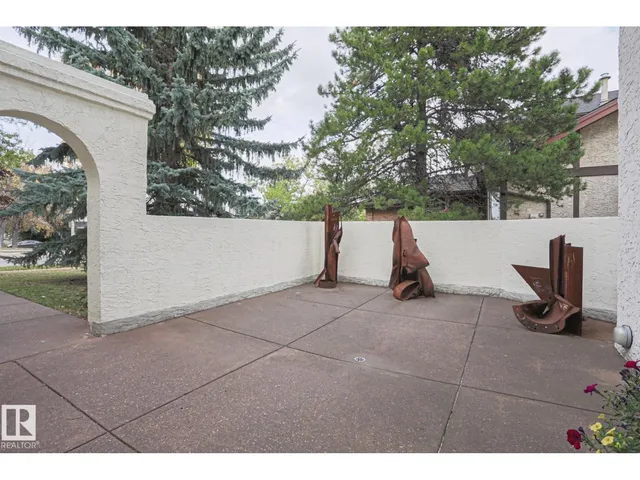 995 OGILVIE BV, Edmonton 3