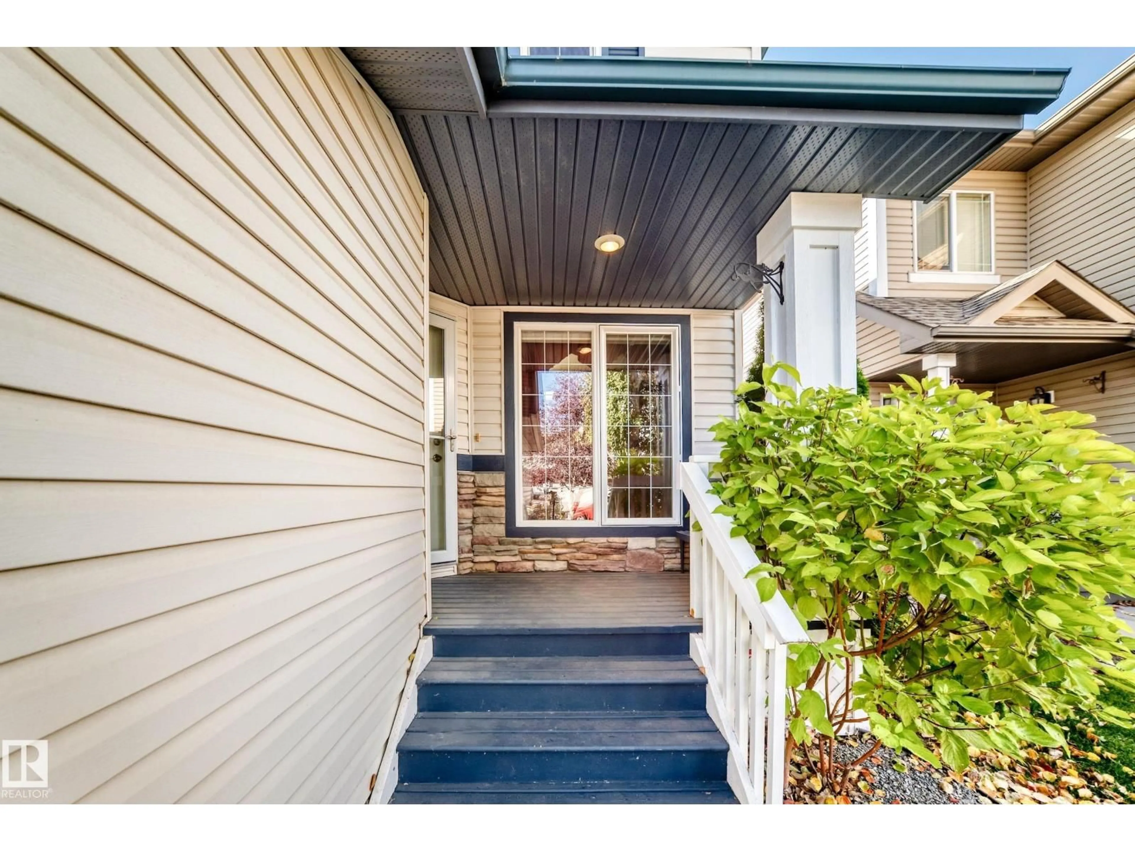 Indoor entryway for SW - 1108 117 ST, Edmonton Alberta T6W1W8