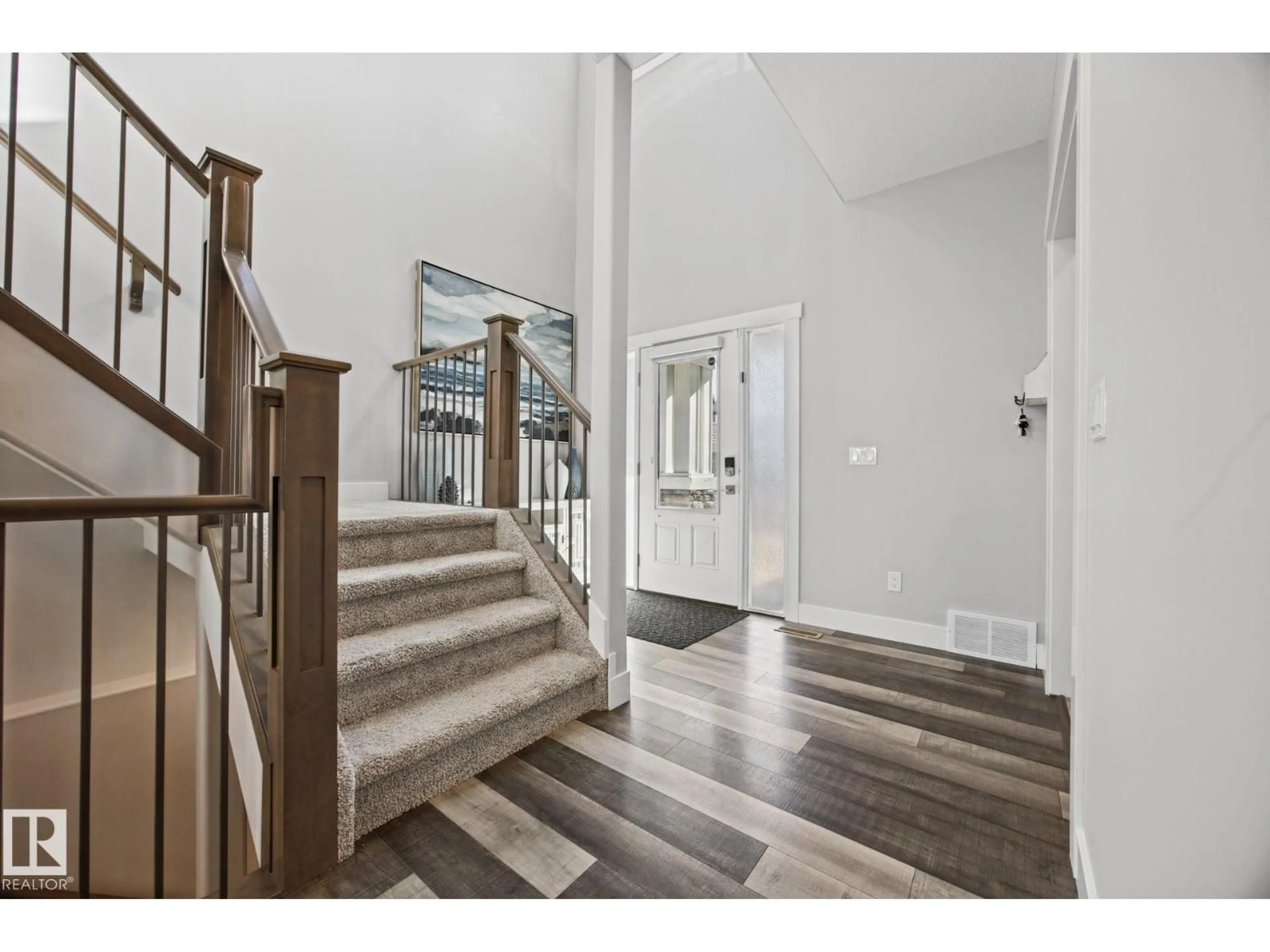 Indoor entryway for 78 AINSLEY WY, Sherwood Park Alberta T8H1A1