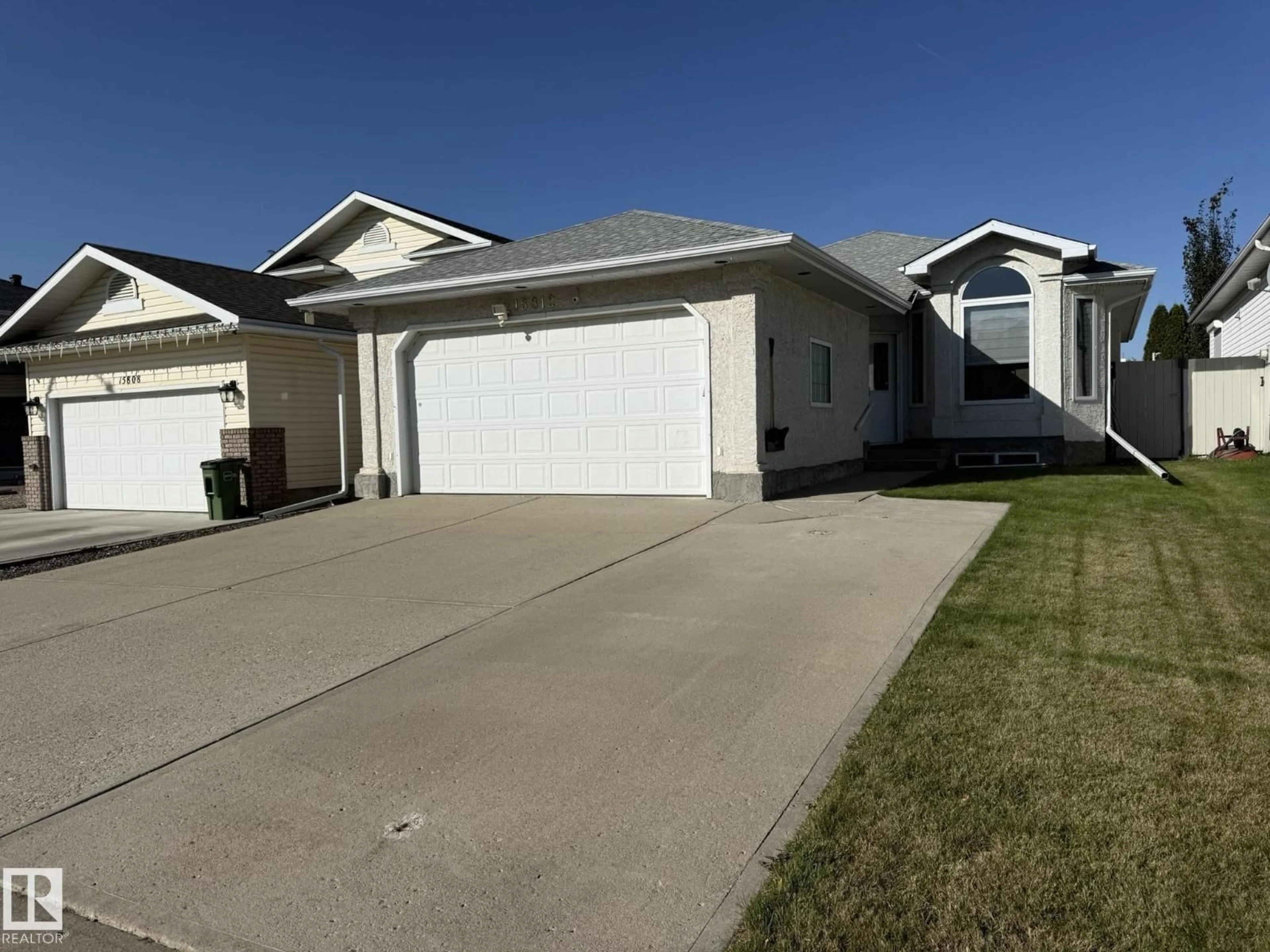 Home with vinyl exterior material, street for NW - 15812 133 ST, Edmonton Alberta T6V1E5