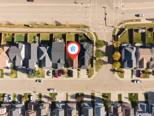 3908 166 AV, Edmonton 5