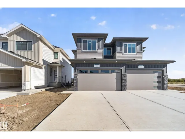 4 PARKER LN, Spruce Grove 2