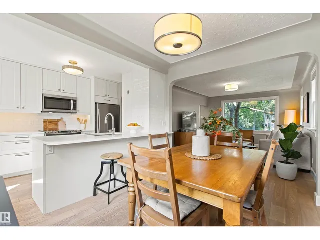 10741 70 AV, Edmonton 2