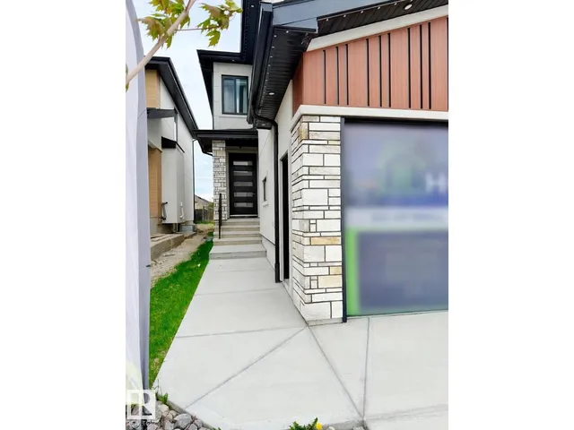 NE - 16607 8 ST, Edmonton 4