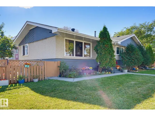 NW - 10207 & 10209 120 AV, Edmonton 2