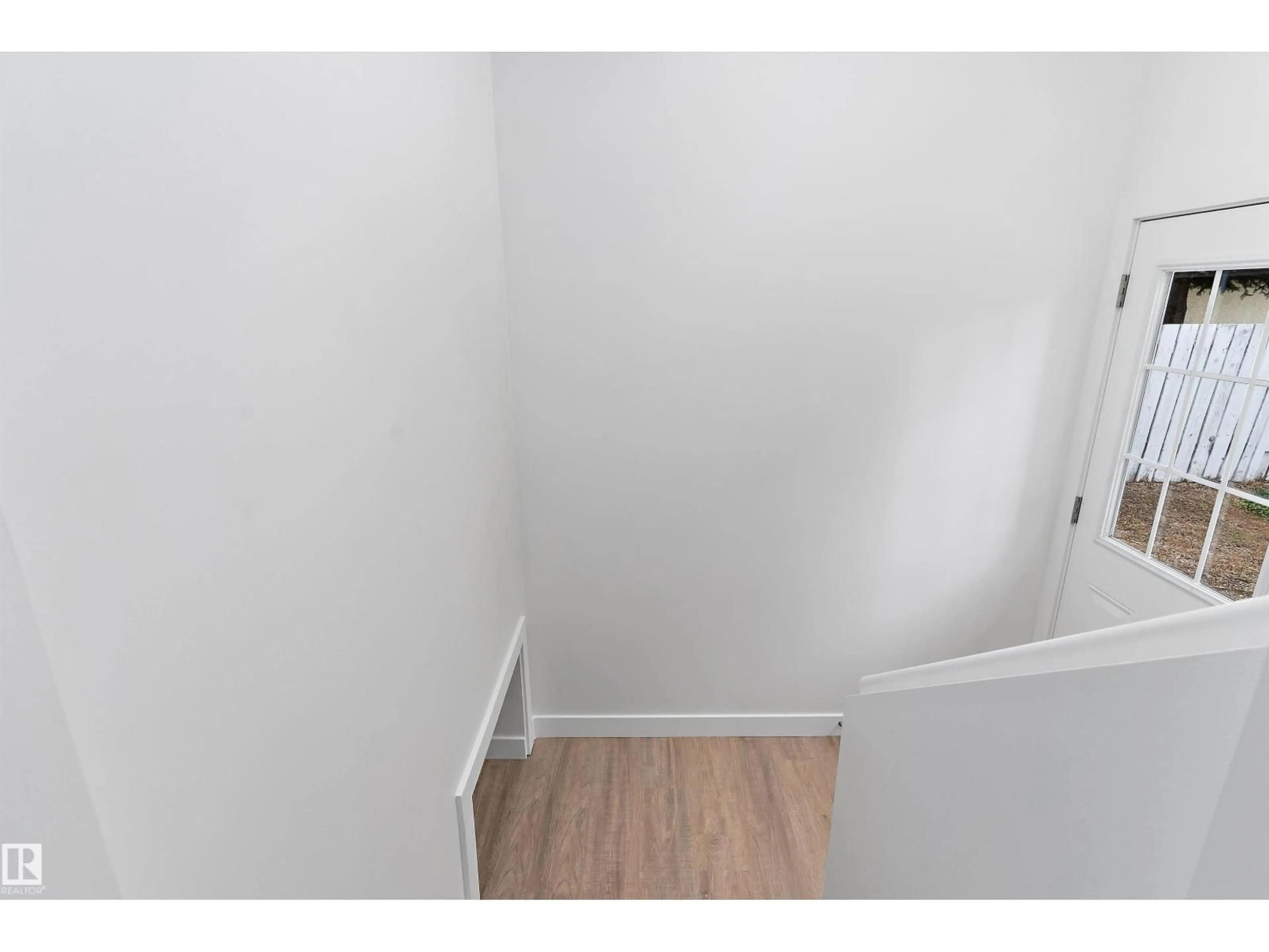 A pic of a room for 5 GLENBROOK BV, Sherwood Park Alberta T8A2Y9