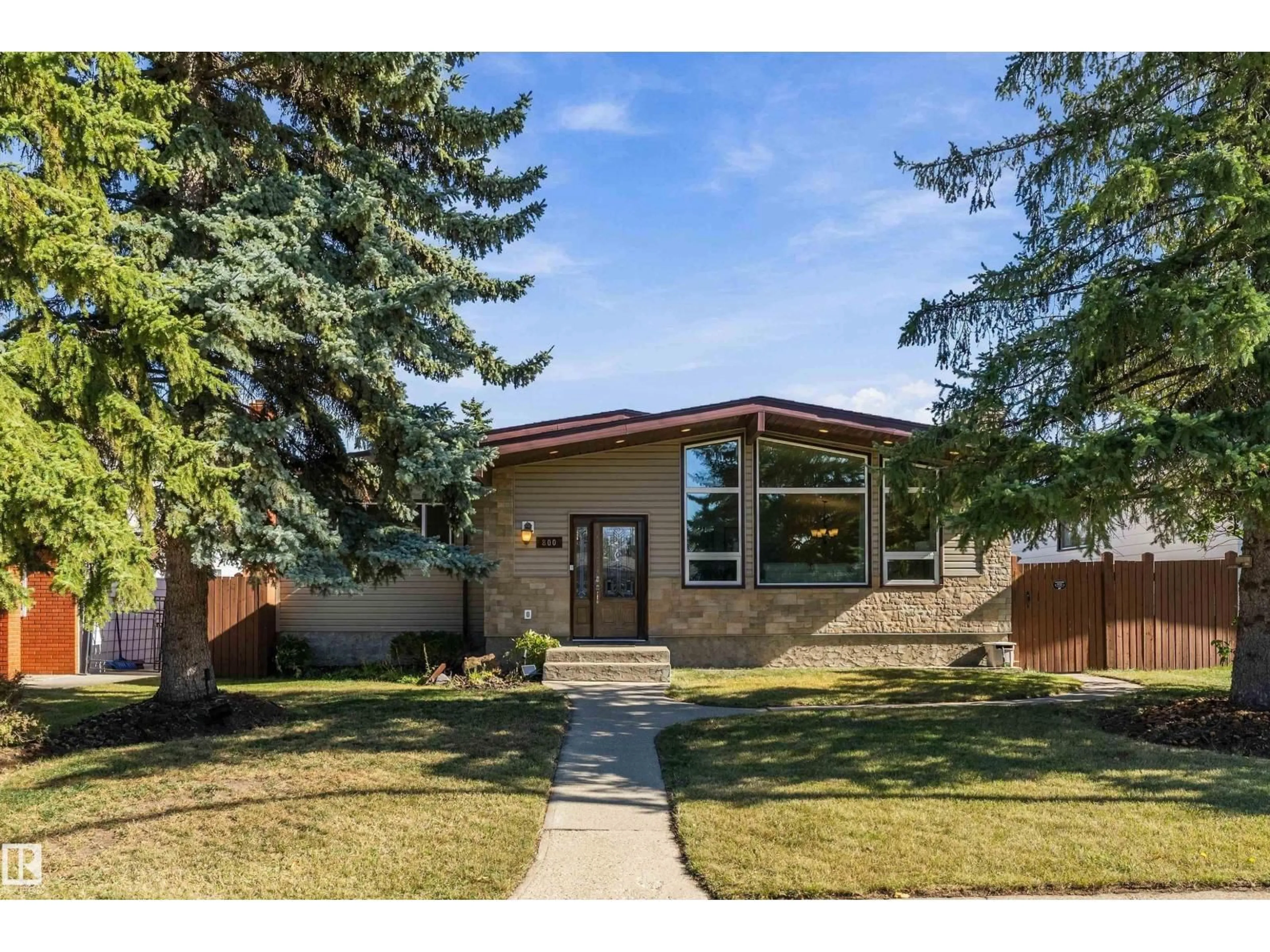 Home with brick exterior material, street for 800 LEE RIDGE RD, Edmonton Alberta T6K0P8