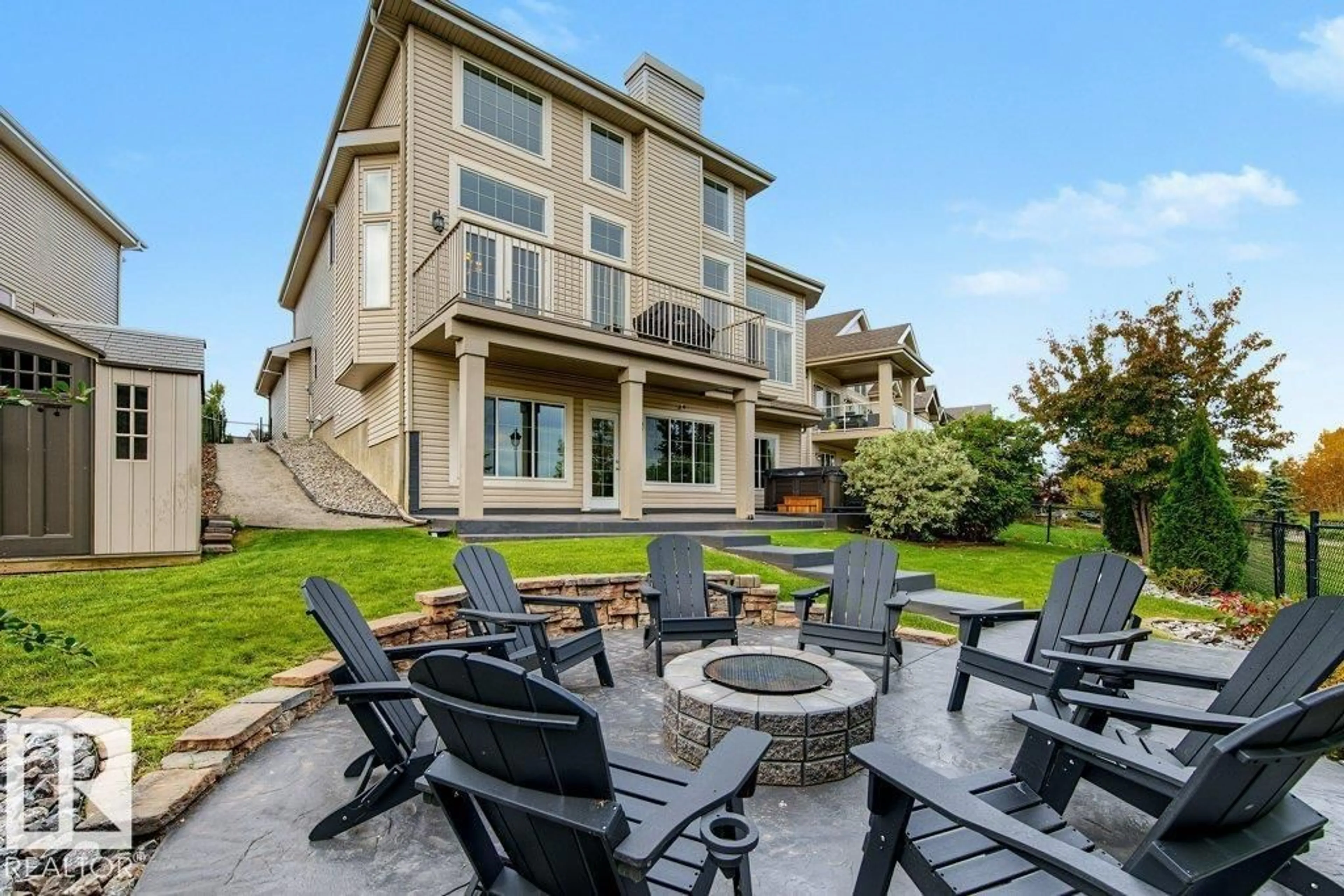 Patio, water/lake/river/ocean view for 858 HODGINS RD, Edmonton Alberta T6M0K8
