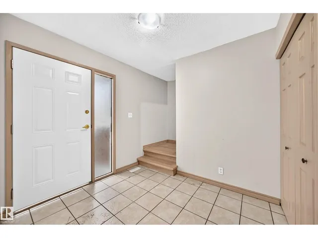 10919 69 AV, Edmonton 5