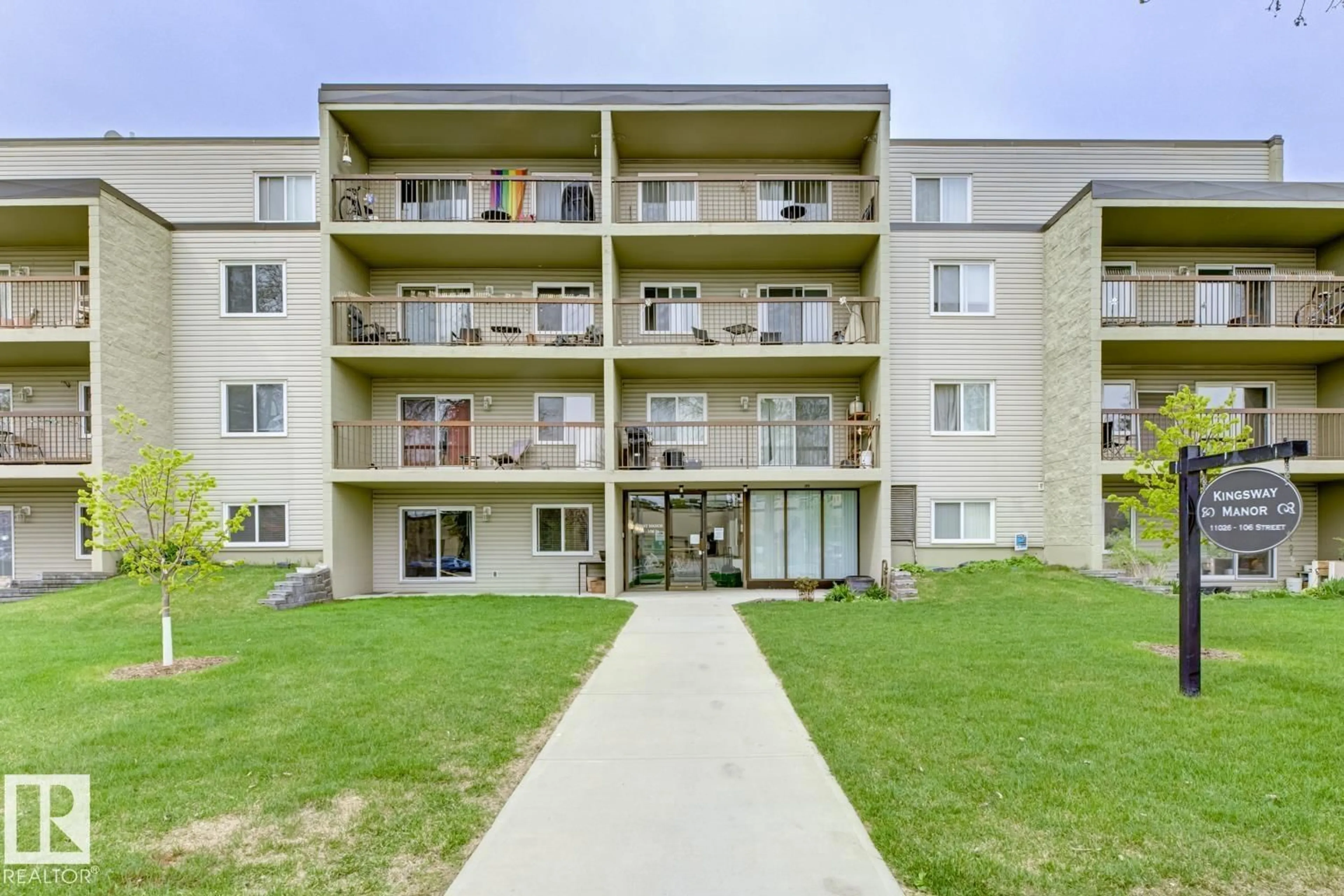 Unknown for #404 - 11026 106 ST, Edmonton Alberta T5H2Y4