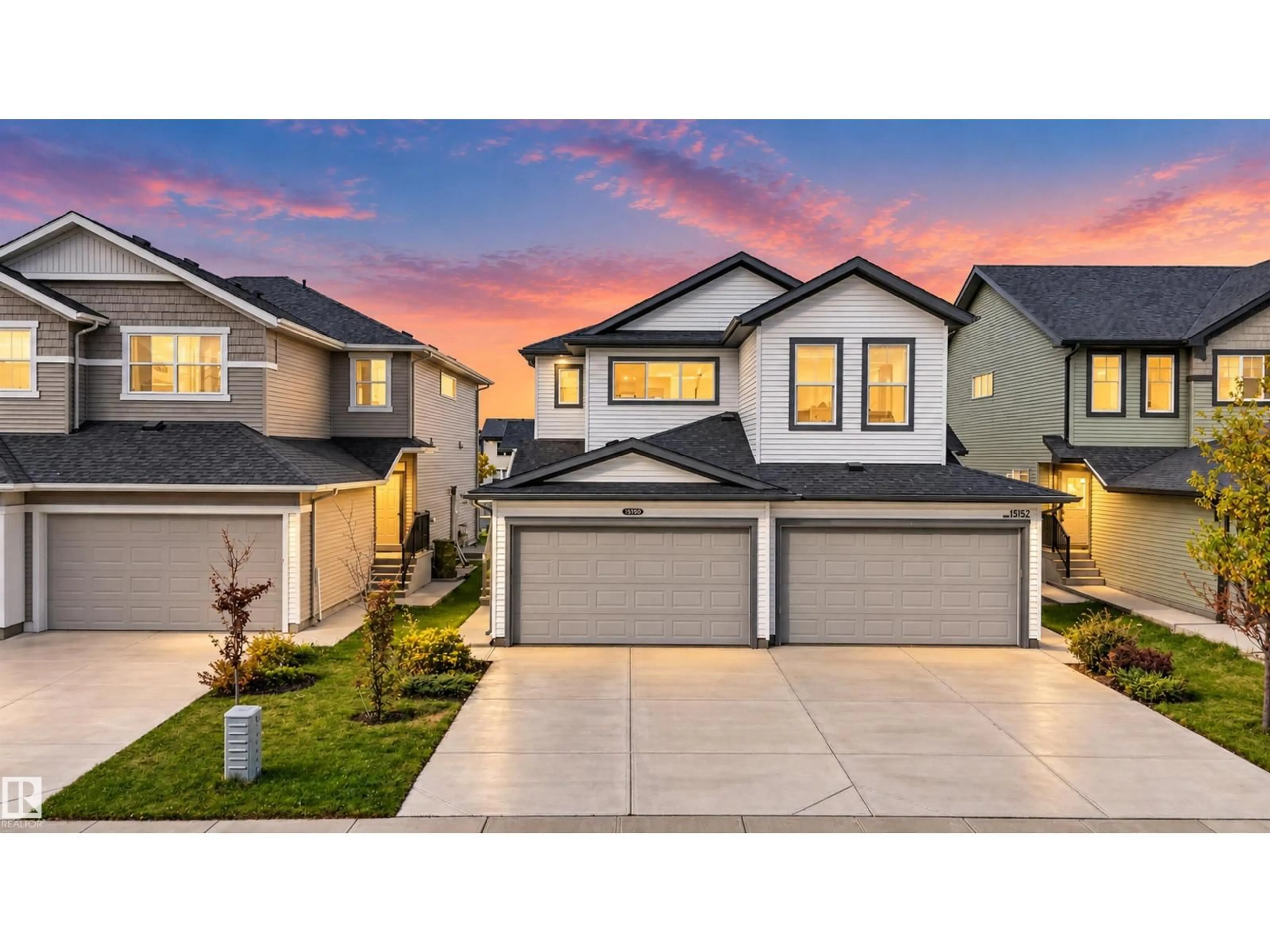 Home with vinyl exterior material, street for NW - 15150 26 ST, Edmonton Alberta T5Y3Y5
