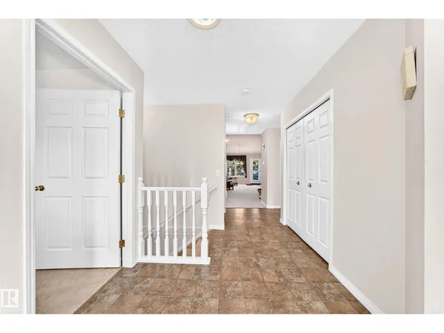 111 LAKESIDE PL, Leduc 5