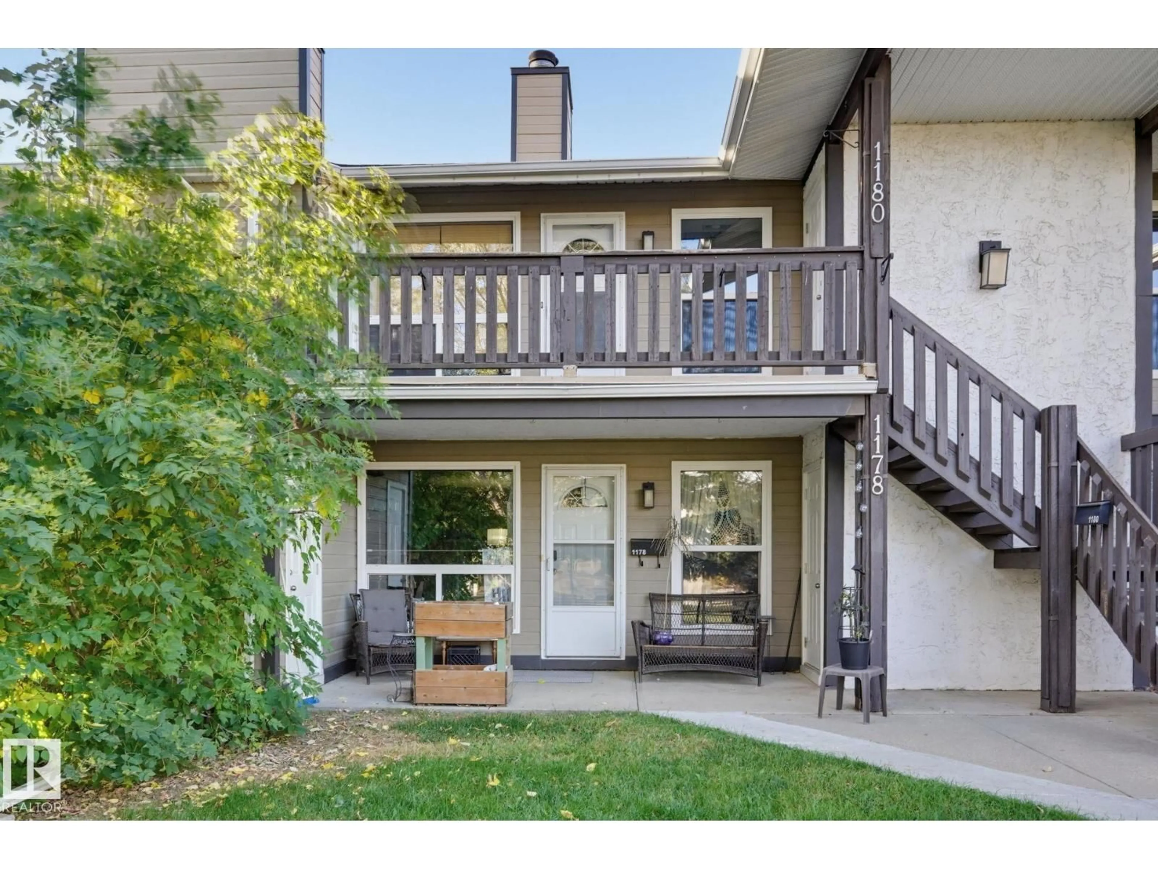 Unknown for 1180 SADDLEBACK RD, Edmonton Alberta T6J4Z4