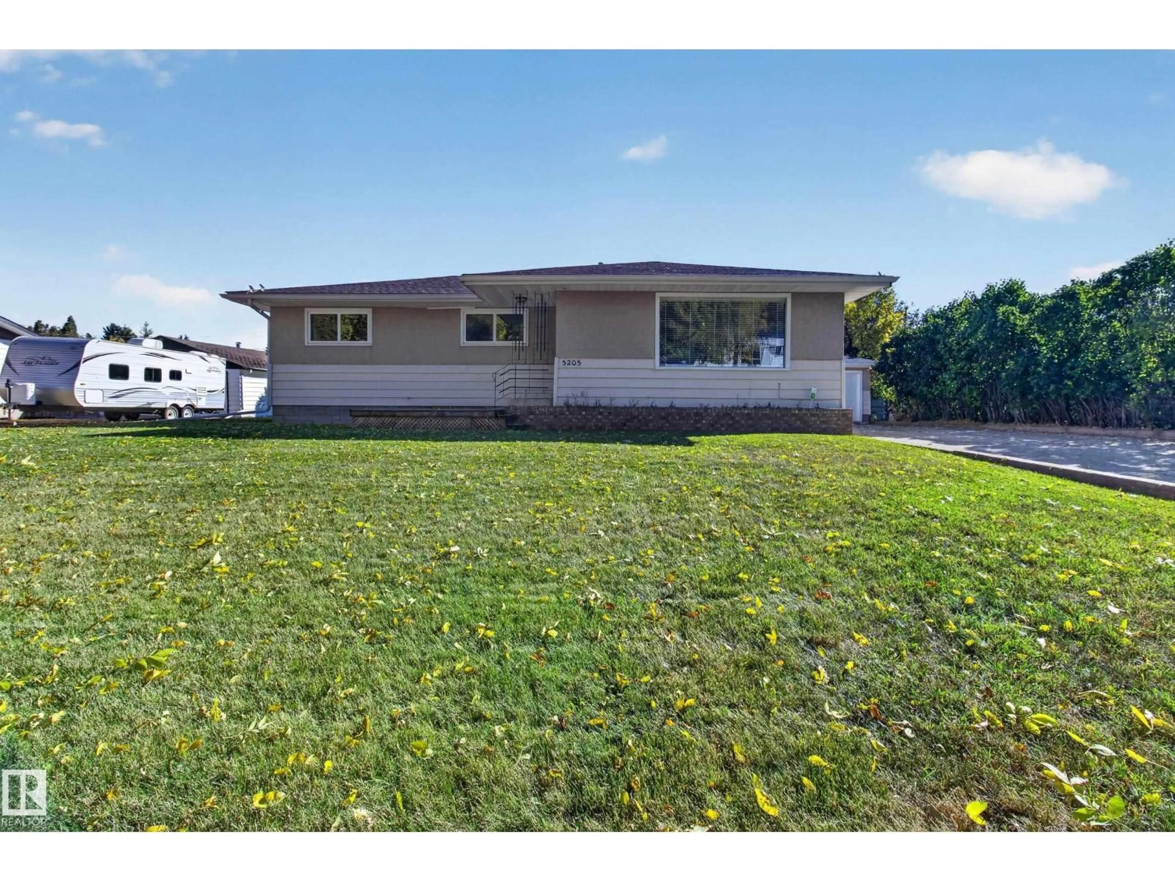 Unknown for 5205 56 ST, Camrose Alberta T4V2E2