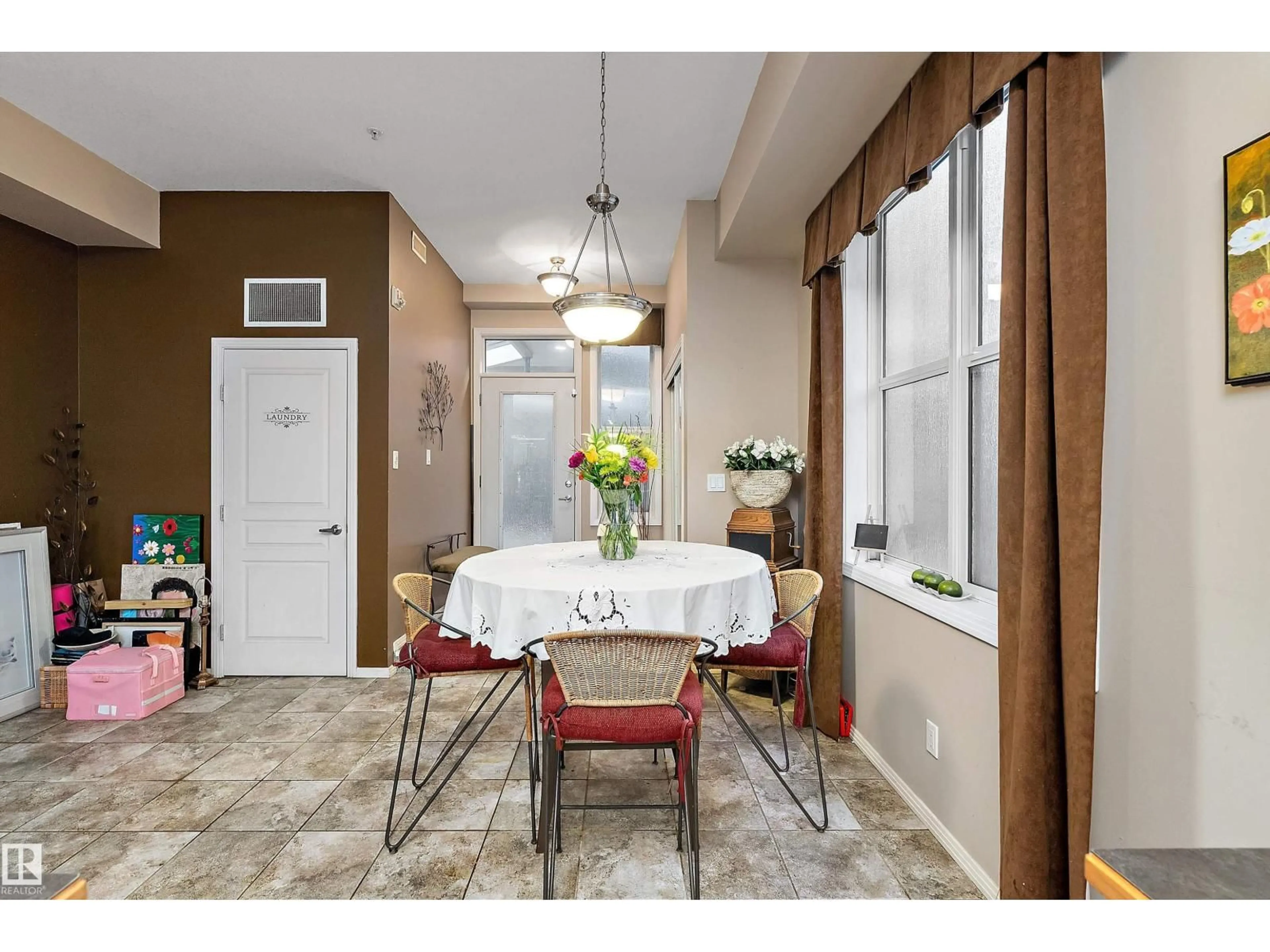 Dining room, ceramic/tile floor for 120 - 120 10407 122 ST NW, Edmonton Alberta T5N4B8