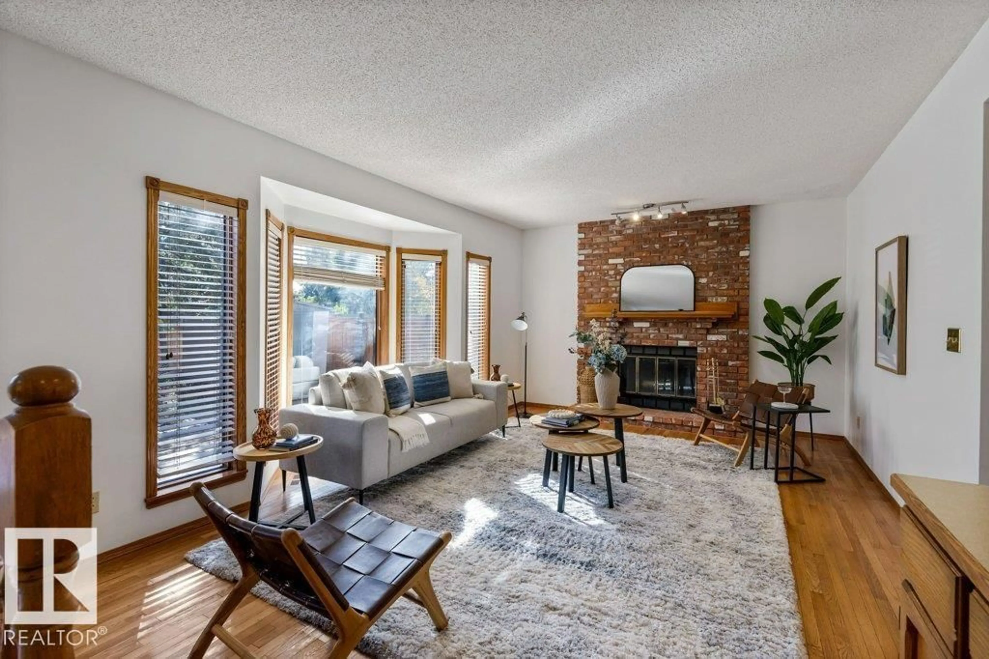 Living room with furniture, unknown for NW - 507 BURTON CL, Edmonton Alberta T6R2B2