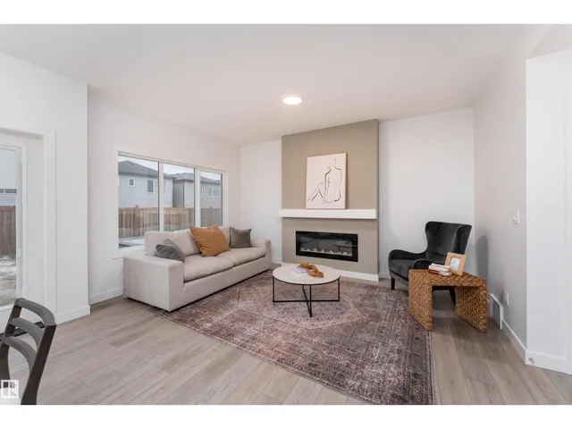 SW - 332 27 ST, Edmonton 2