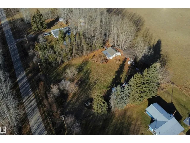 5114 51 AVENUE, Fawcett 2