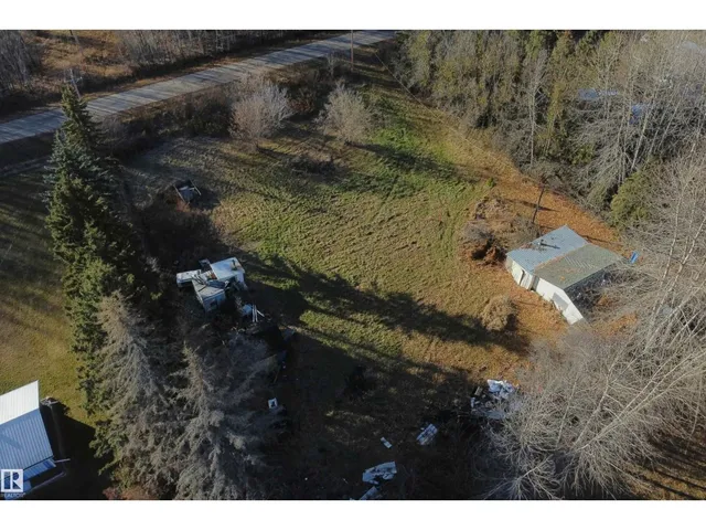 5114 51 AVENUE, Fawcett 4