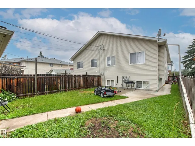 10632 155 ST, Edmonton 5
