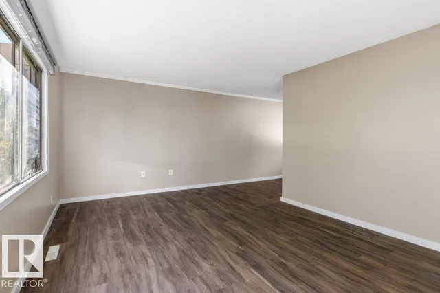 66 GARDEN CR, St. Albert 4