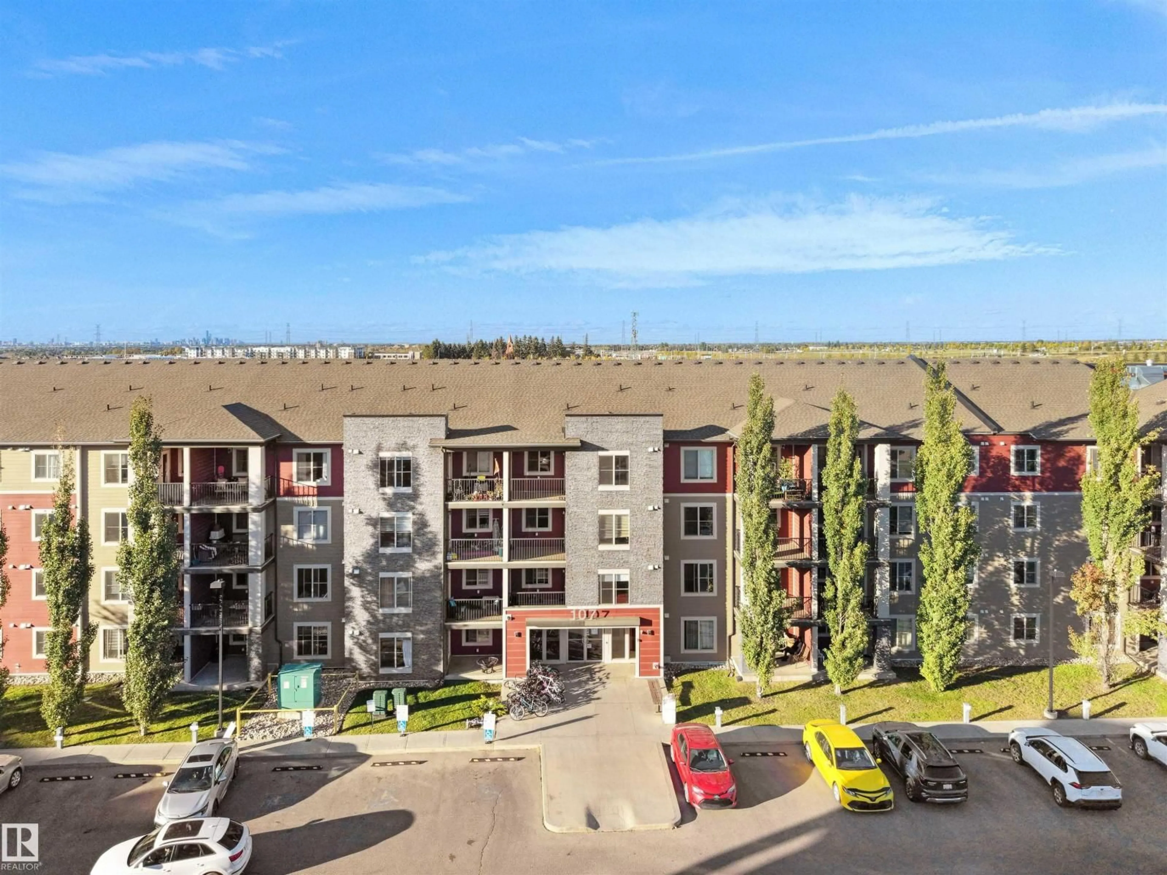 A pic from outside/outdoor area/front of a property/back of a property/a pic from drone, unknown for 209 - 107 WATT CM, Edmonton Alberta T6X2C6