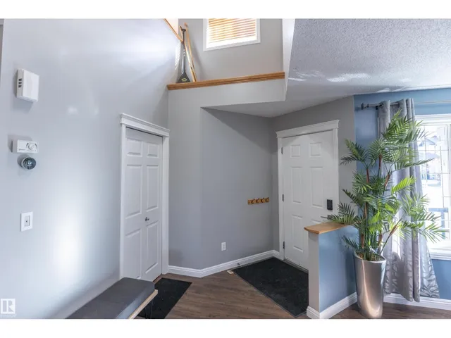 28 BECKER CR, Fort Saskatchewan 4