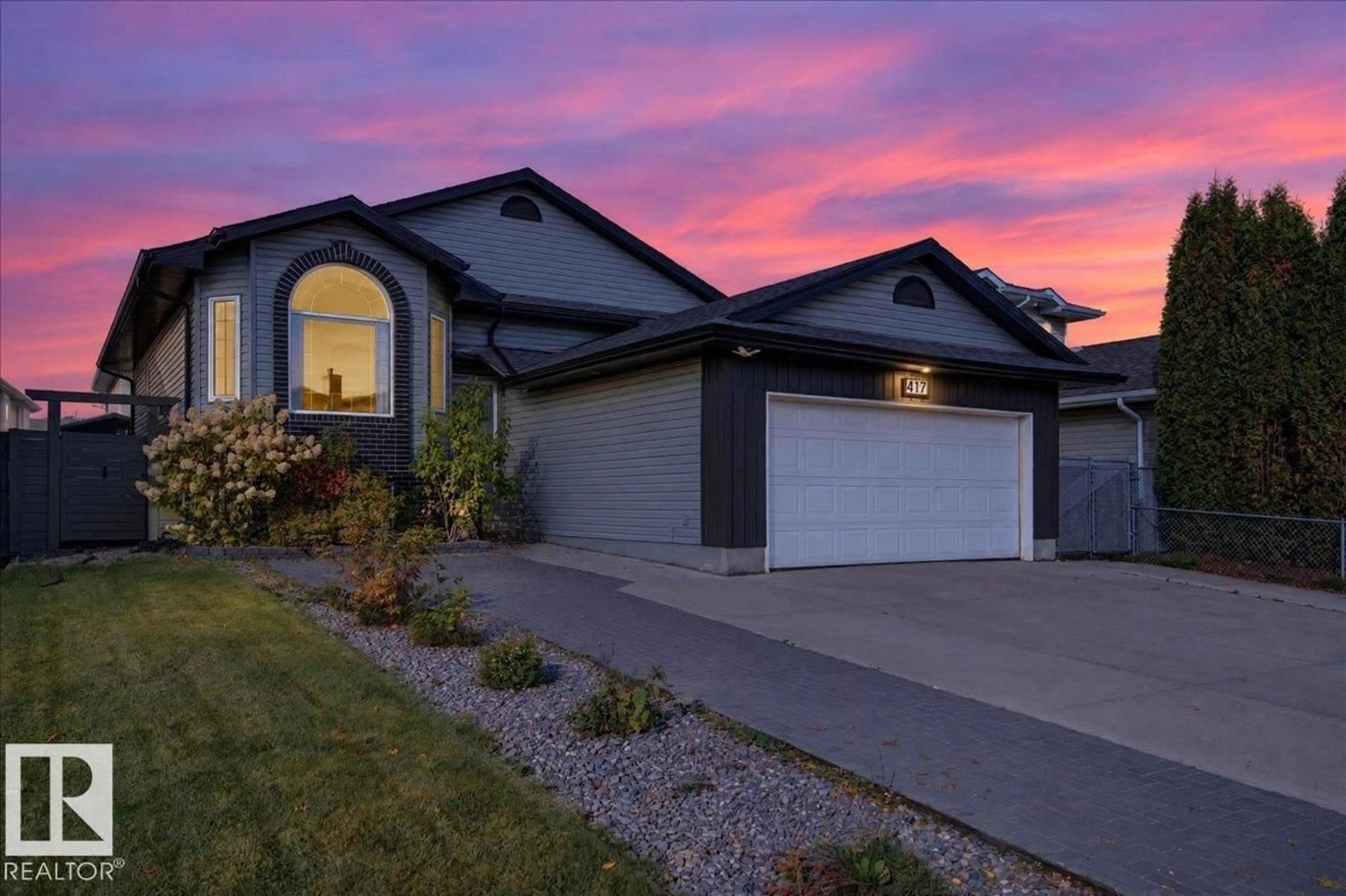 Home with vinyl exterior material, street for 417 HOLLICK KENYON RD, Edmonton Alberta T5Y2T9