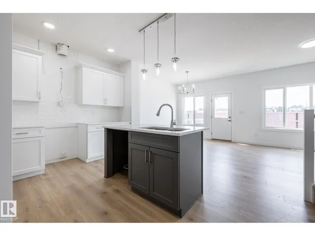 NW - 3036 197 ST, Edmonton 4