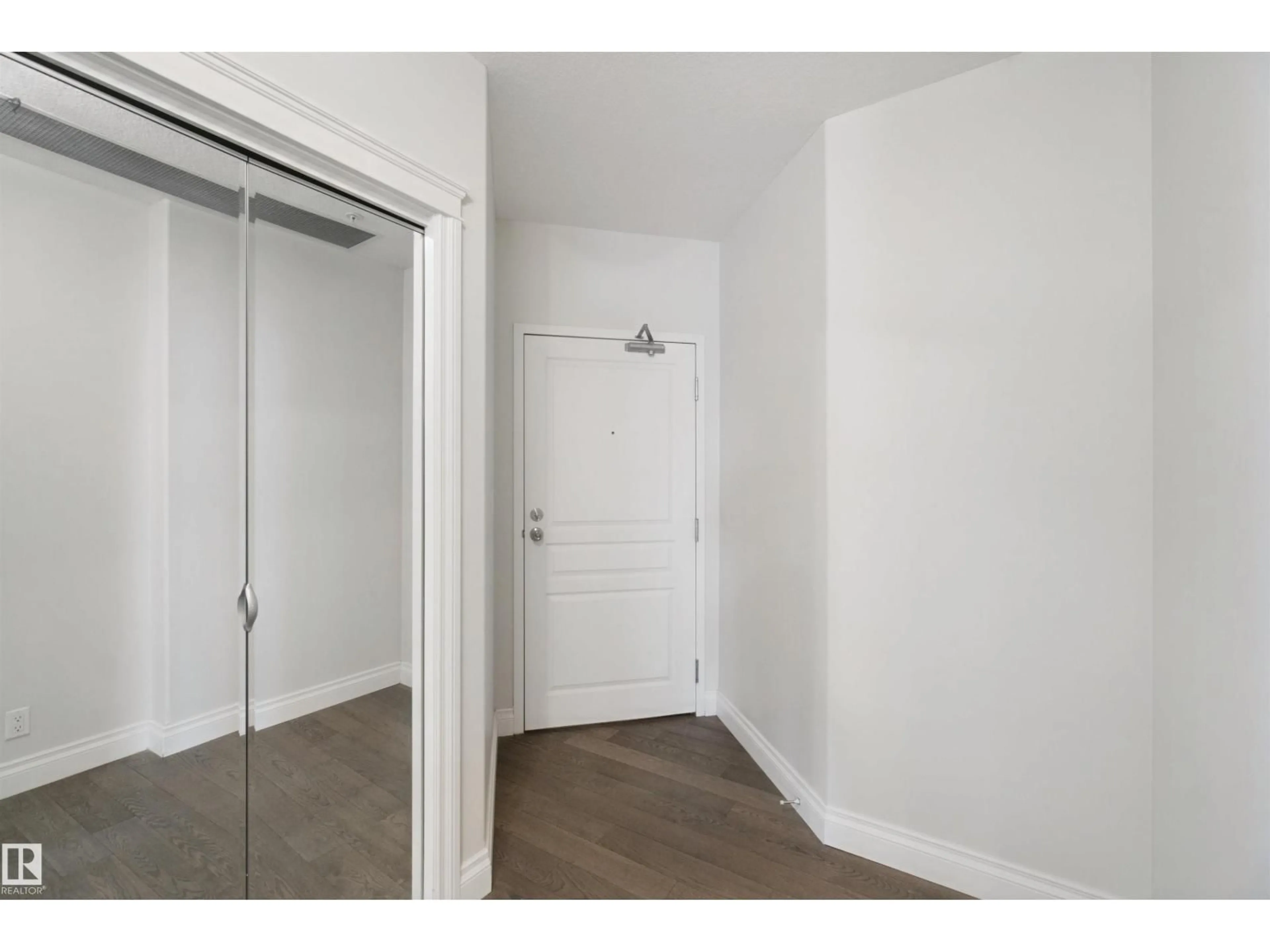 Unknown for #1006 - 1006 111 ST NW, Edmonton Alberta T5E2C7
