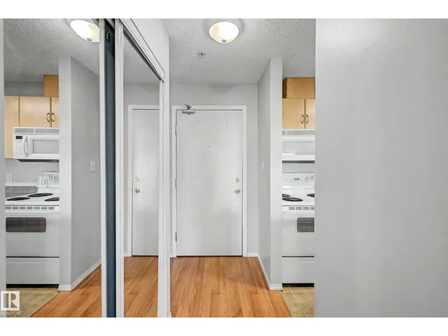 #204 - 2430 GUARDIAN RD, Edmonton 2