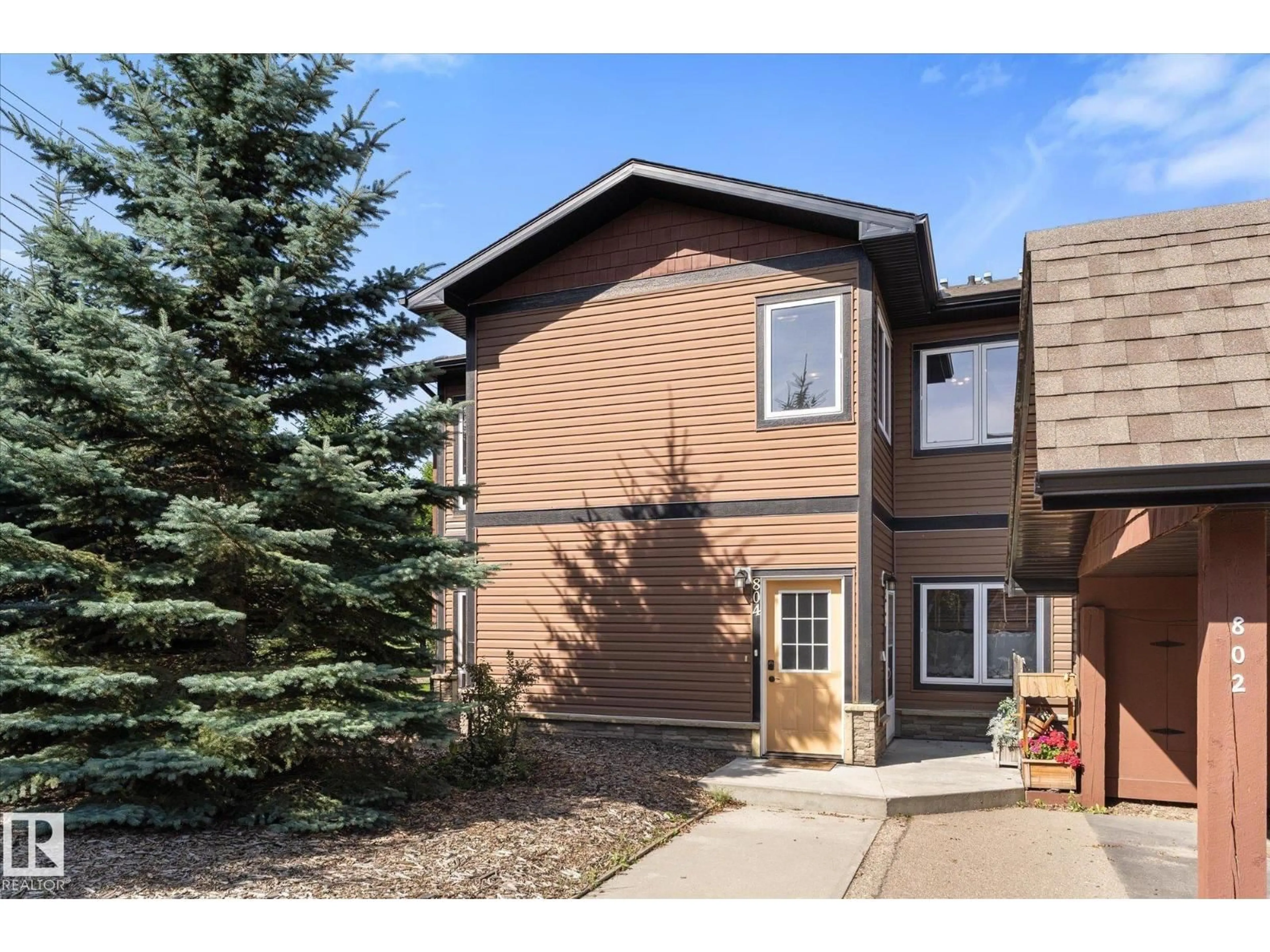 Home with brick exterior material, street for 804 GRAYBRIAR GR, Stony Plain Alberta T7Z0G1