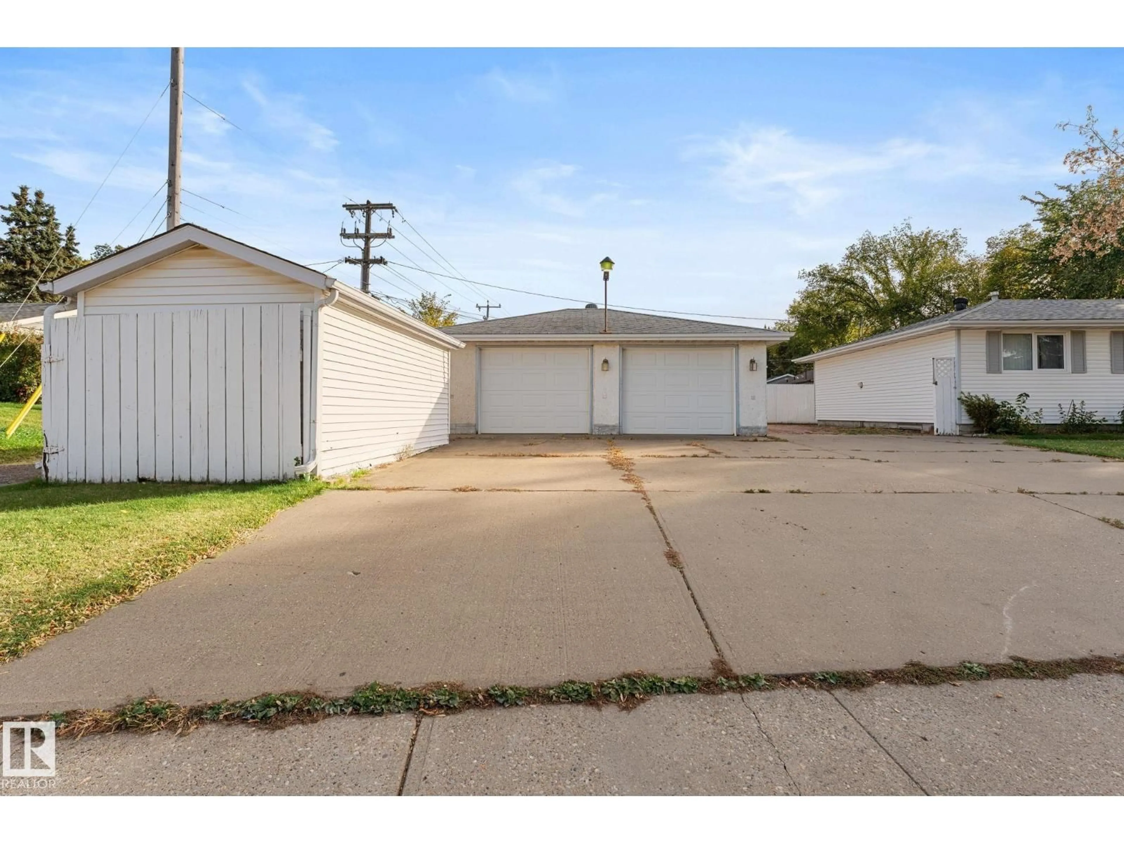 Unknown for NW - 12227 58 ST, Edmonton Alberta T5W3X6