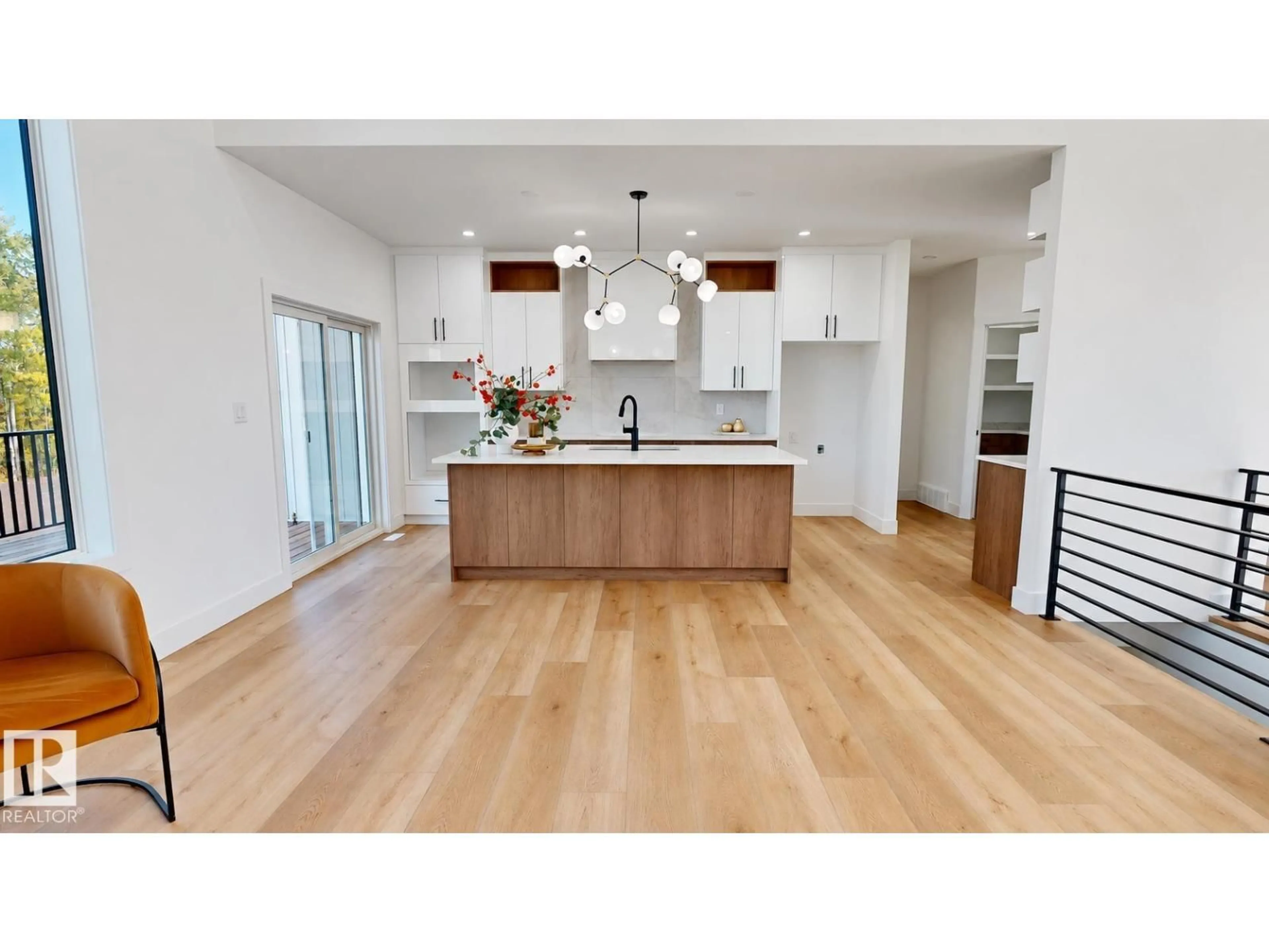 Open concept kitchen, wood/laminate floor for 13 - 20 53214 RANGE RD, Rural Parkland County Alberta T7Y0C1