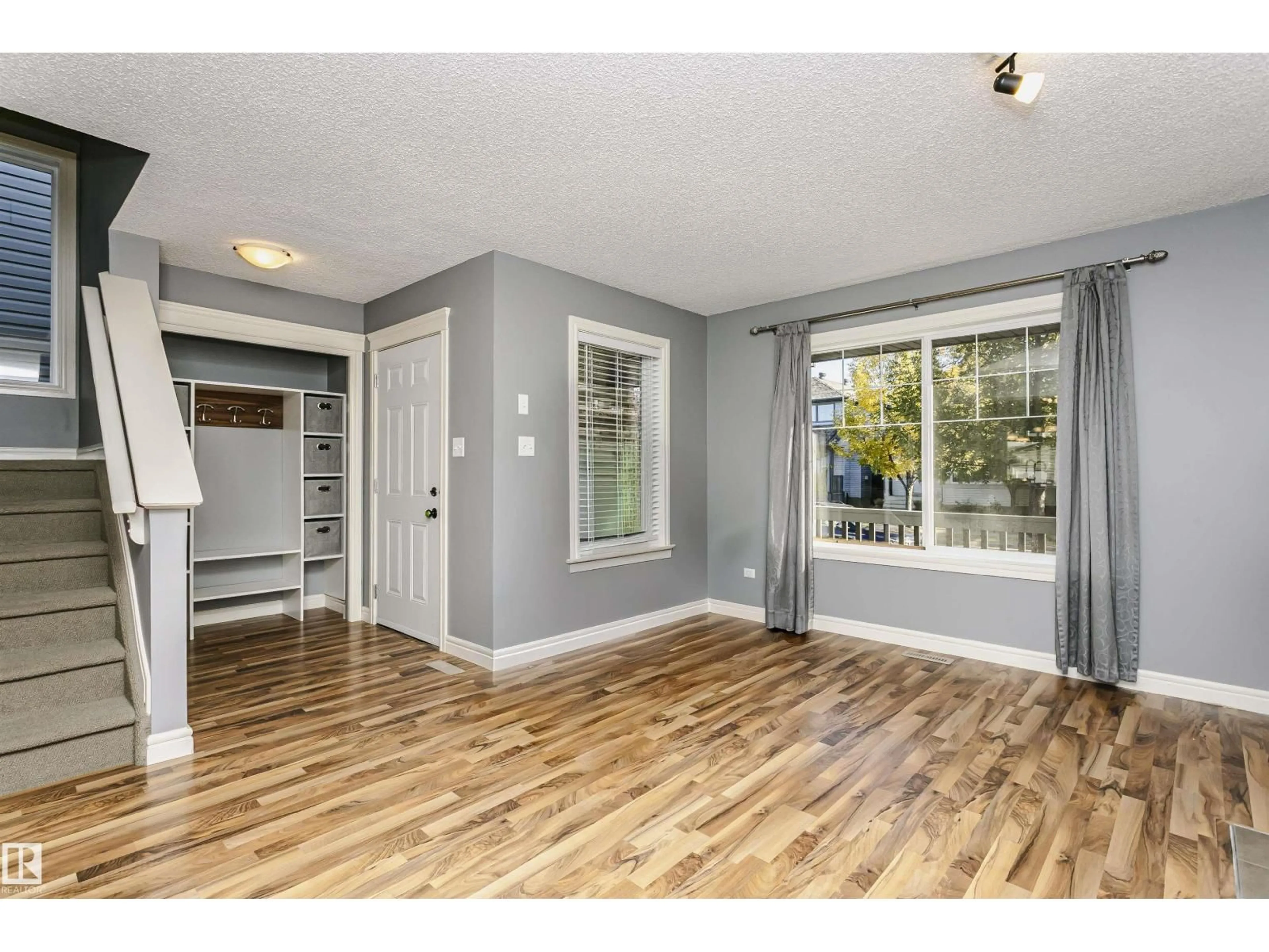 A pic of a room for SW - 12051 18 AV, Edmonton Alberta T6W1W3