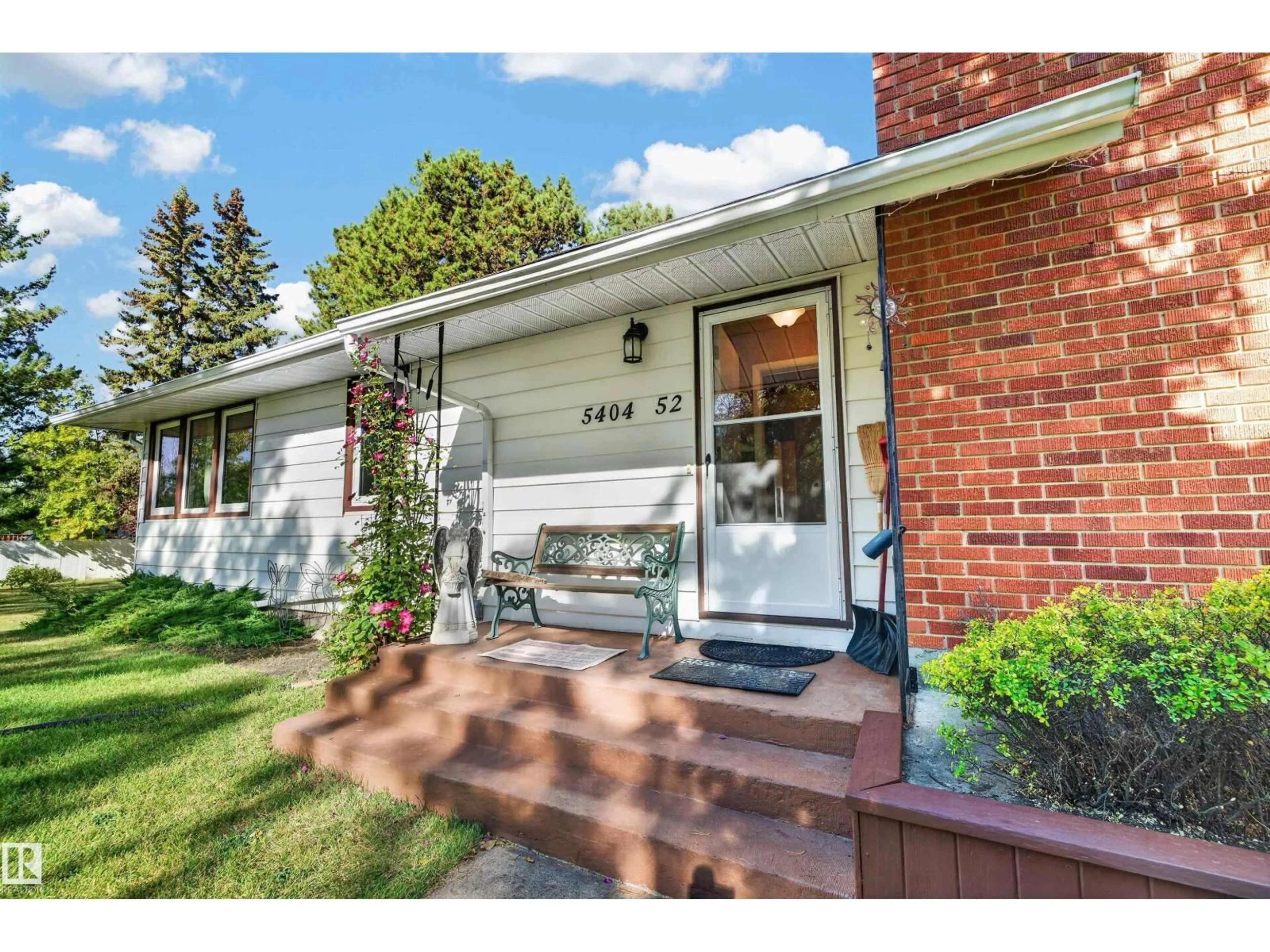 Home with brick exterior material, street for 5404 52 AV, Lamont Alberta T0B2R0