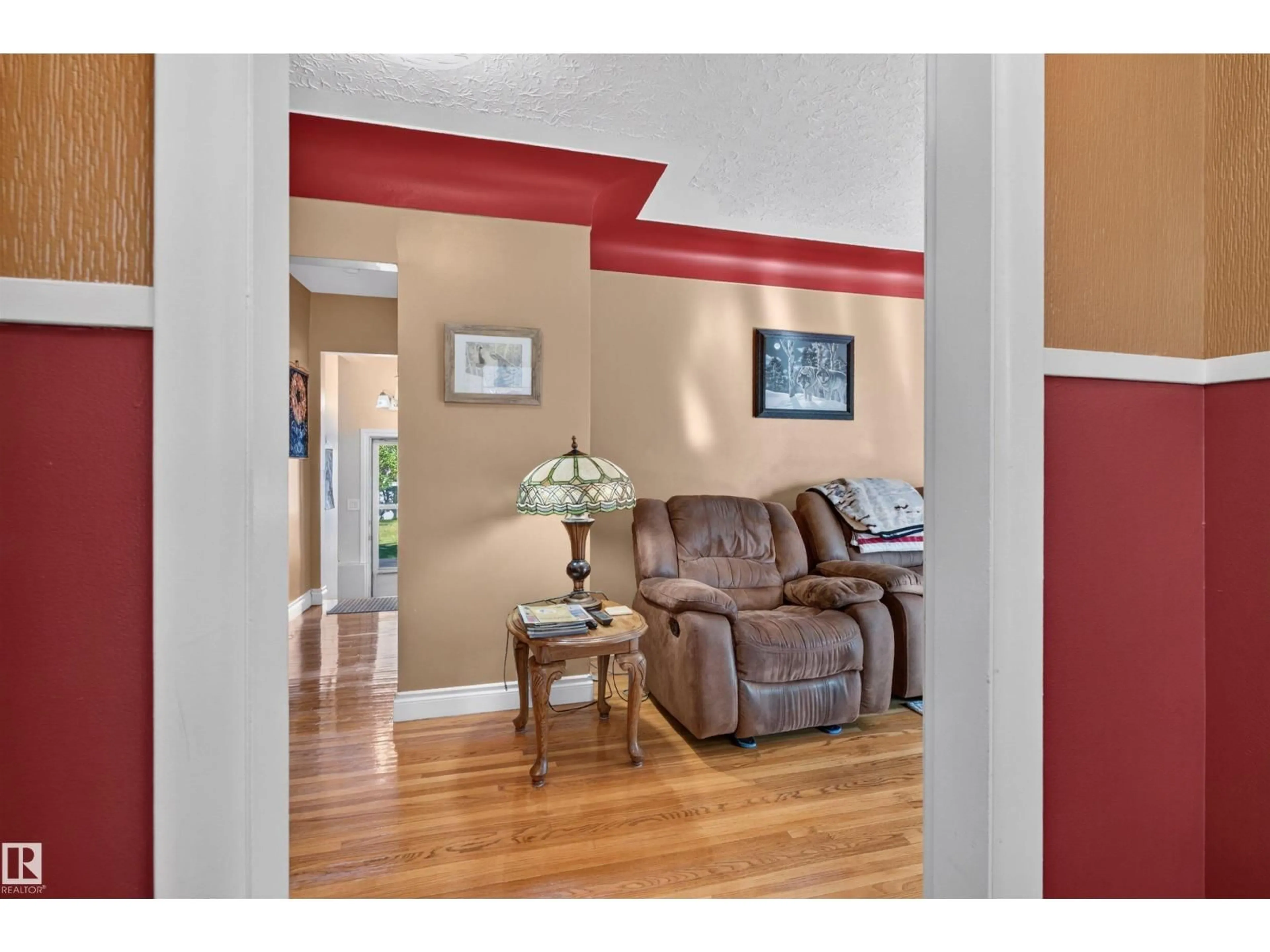 Indoor entryway for 5404 52 AV, Lamont Alberta T0B2R0