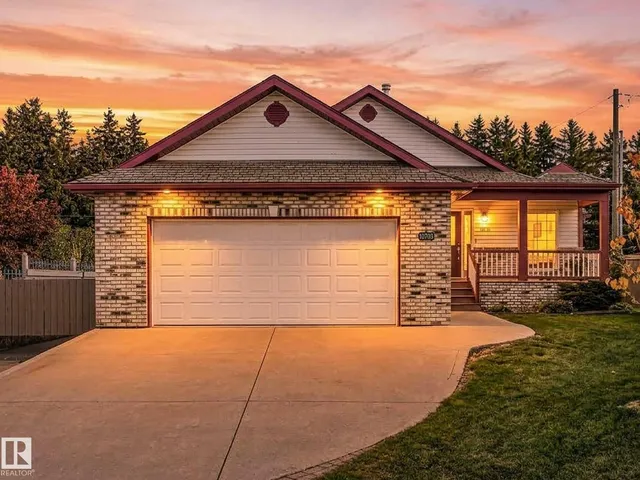 SW - 10703 6 AV, Edmonton 2