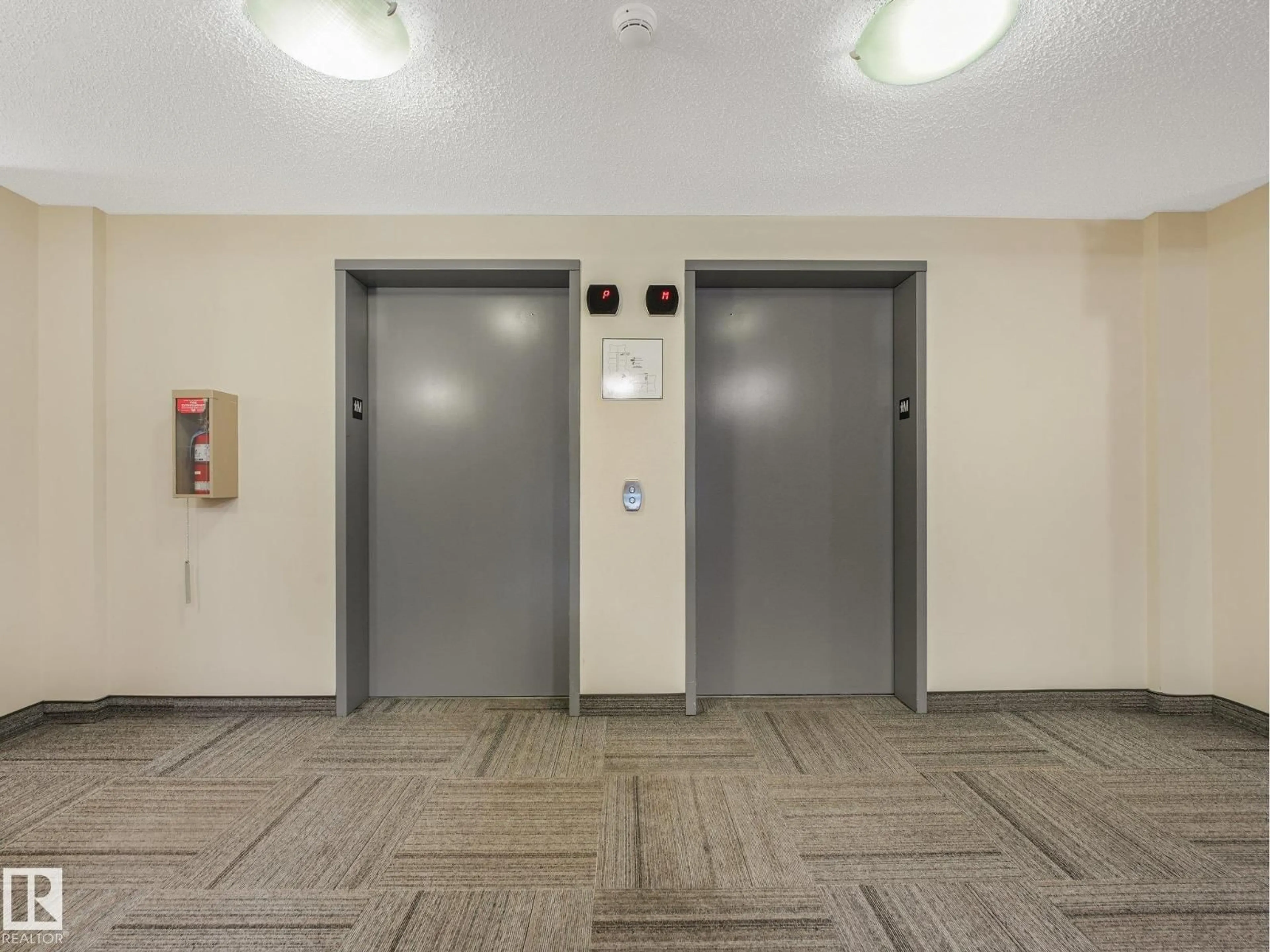 Indoor foyer for #214 - 11445 ELLERSLIE RD SW, Edmonton Alberta T6W1T1