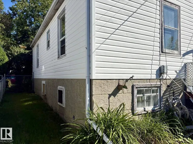 11922 69 ST, Edmonton 3