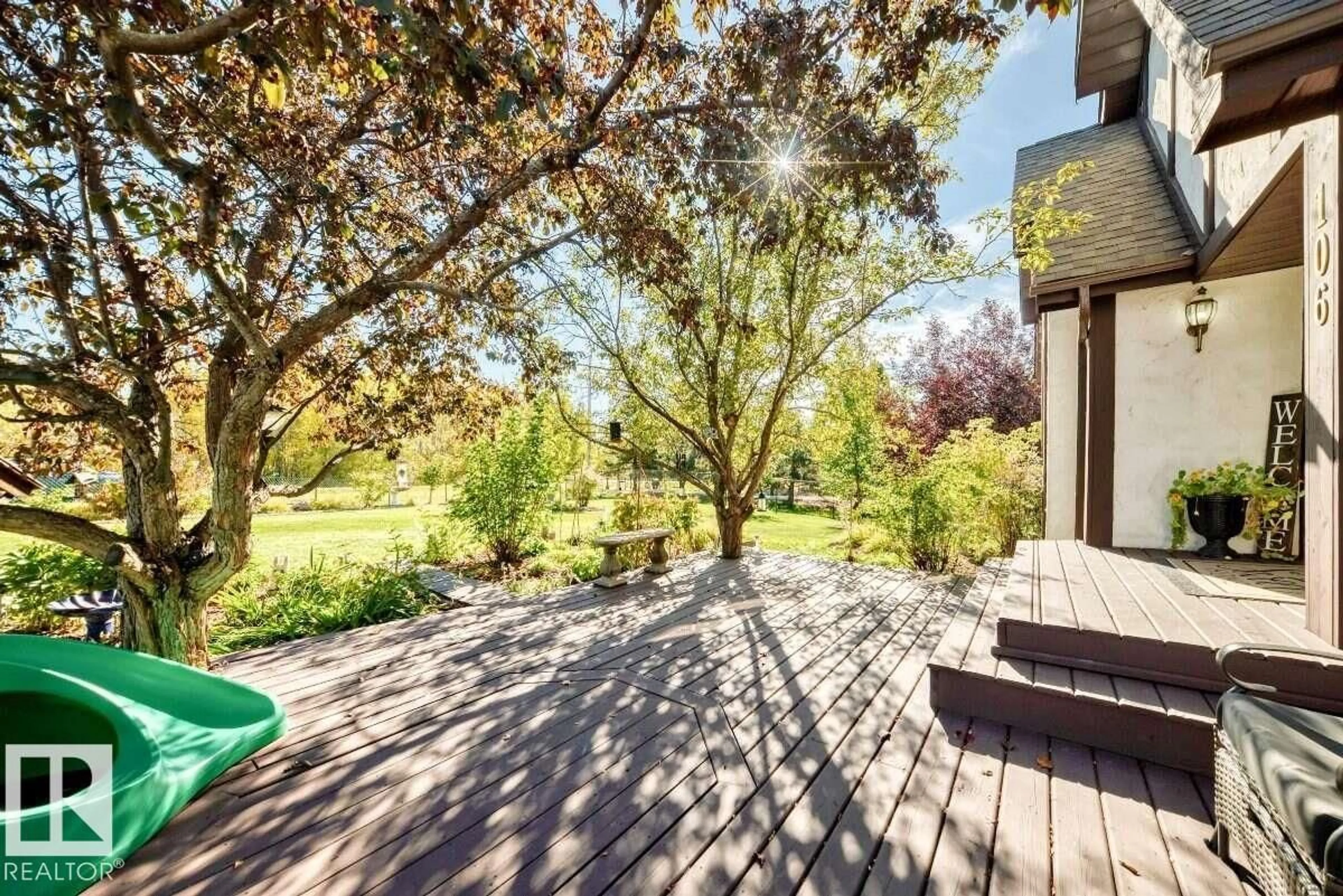 Patio, forest/trees view for 53319 - 106 RGE ROAD 14, Rural Parkland County Alberta T7Y0C2