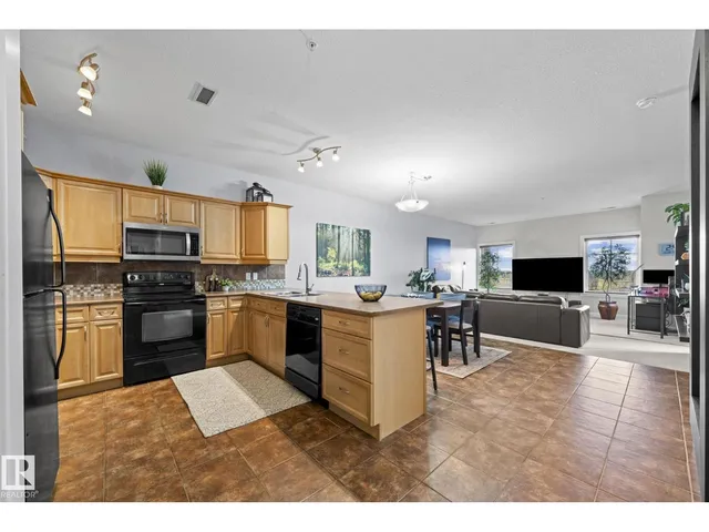 160 - 332 MAGRATH RD, Edmonton 3